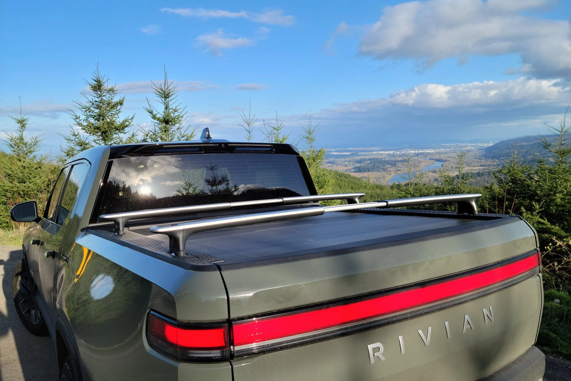 Rivian R1T R1S Portland(OR) deliveries IMG_30032022_182803_(6_x_4_inch)
