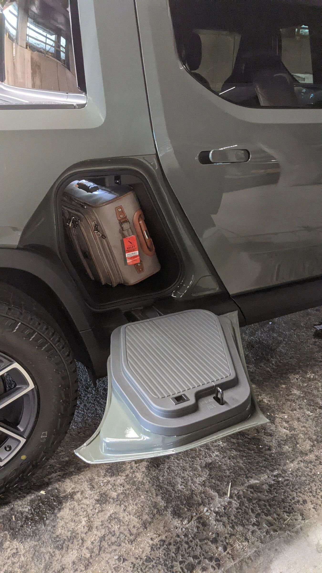 Rivian R1T R1S Rivian Road Trip: Washington DC to Charleston SC PXL_20220331_165104836
