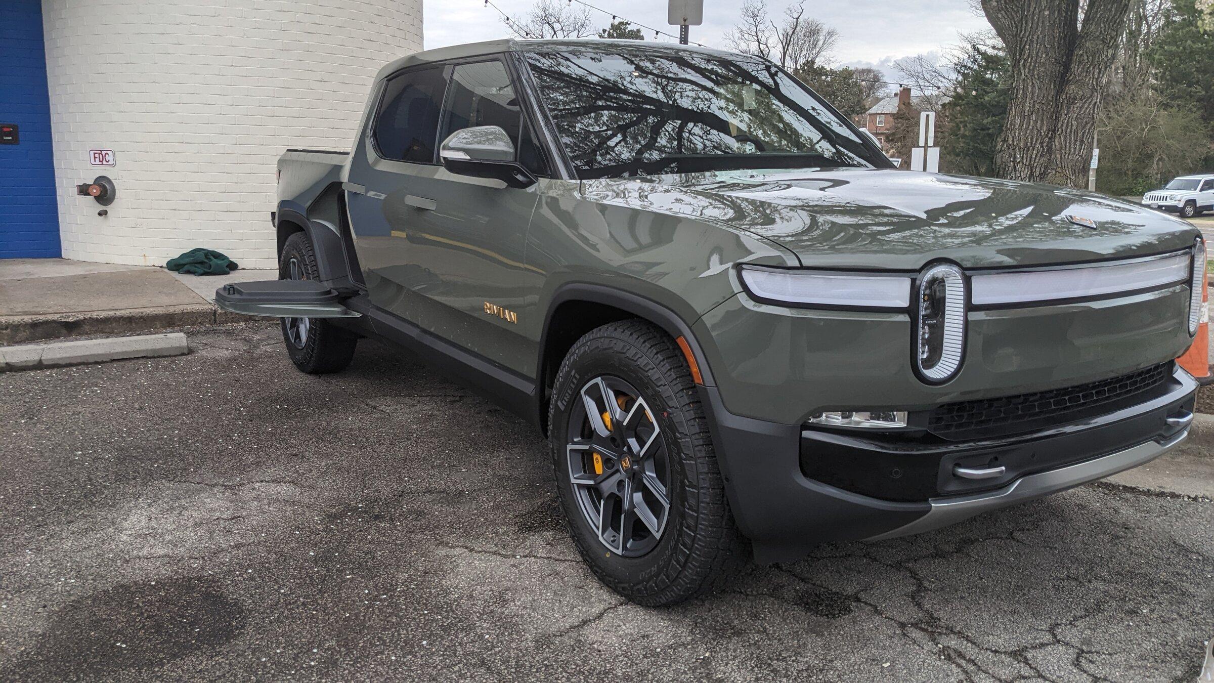 Rivian R1T R1S Rivian Road Trip: Washington DC to Charleston SC PXL_20220331_193811044