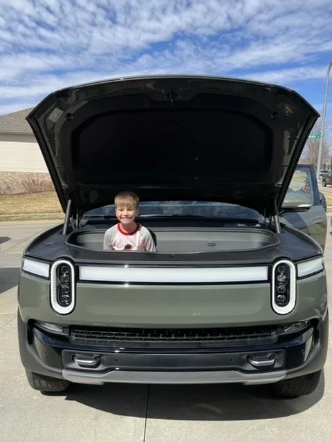 Rivian R1T R1S Nebraska BA972D9C-6F74-423E-BEB4-BBD88A6C36C0