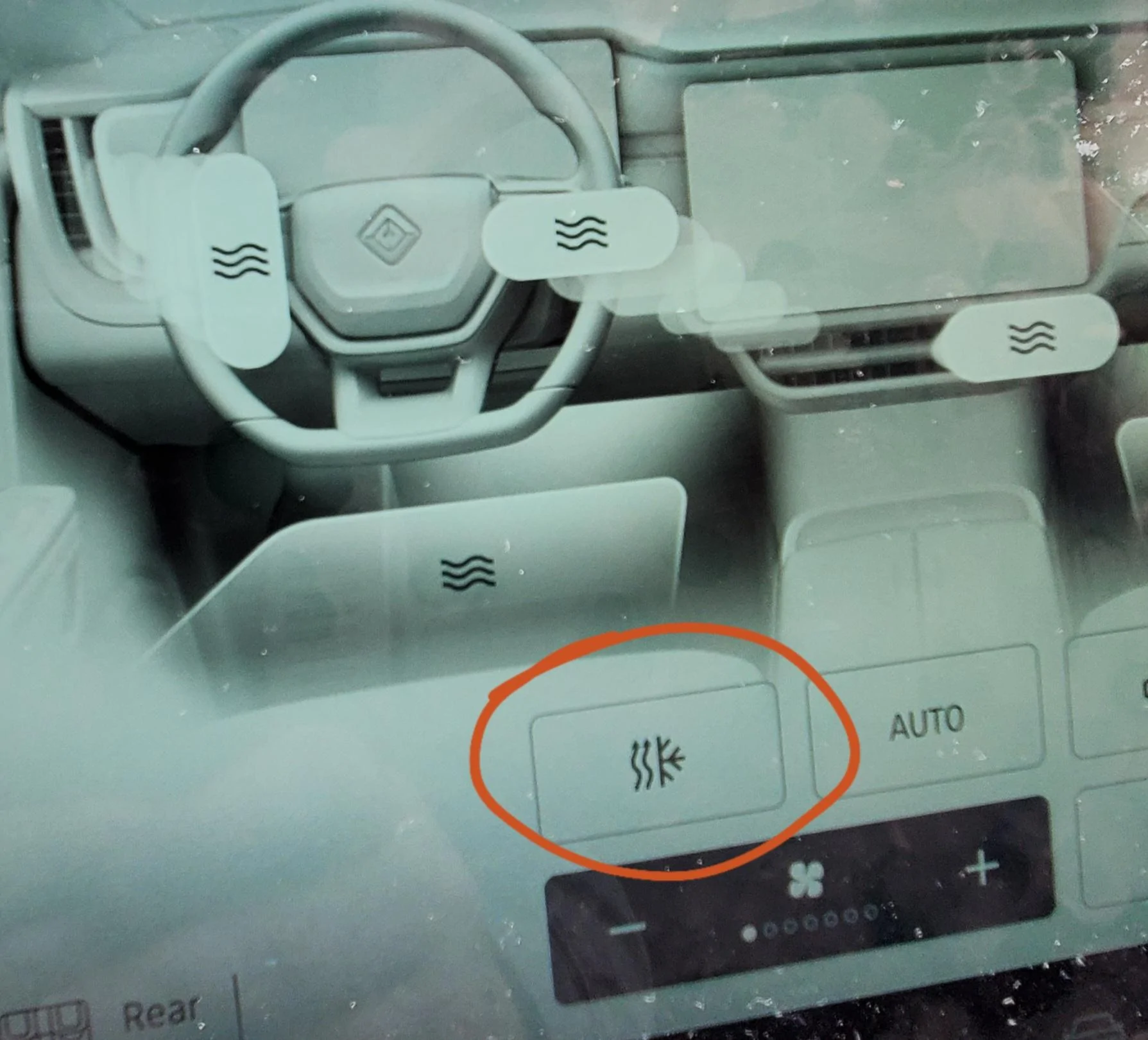 Rivian R1T R1S AC not blowing cold air 20220401_143834