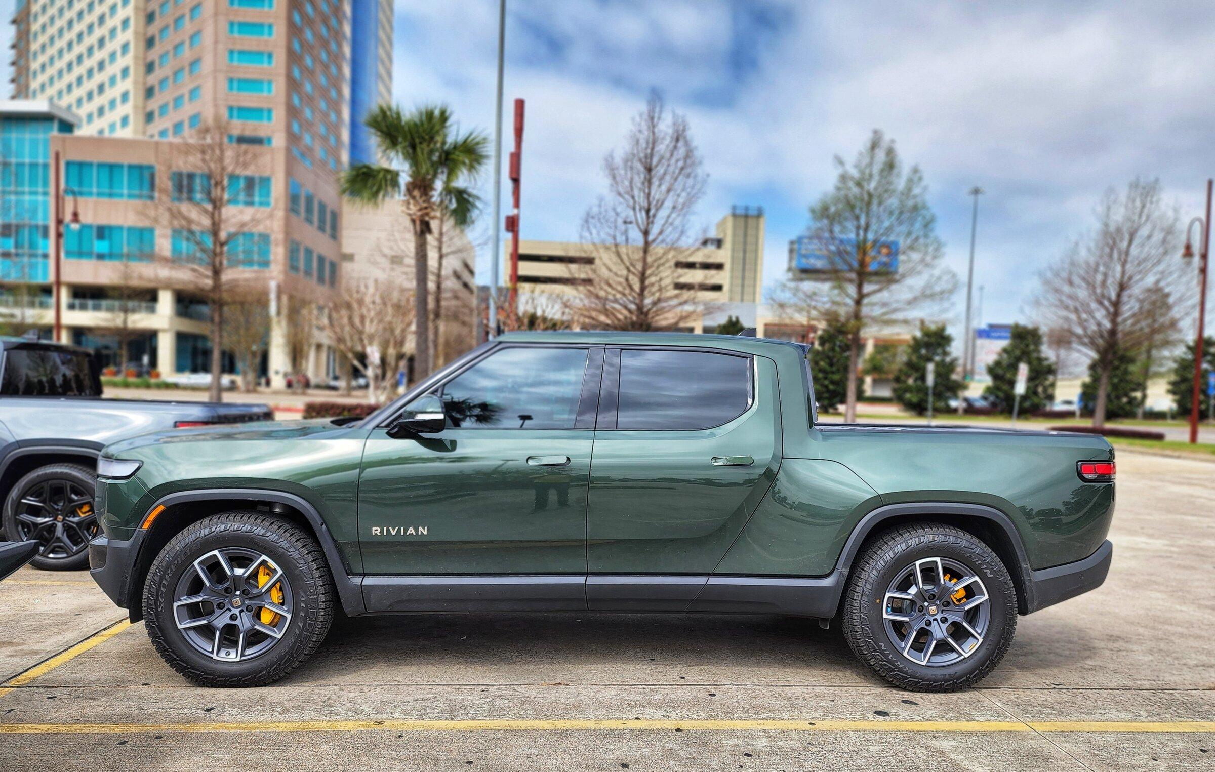 Rivian R1T R1S Houston Forum Members Gathering Saturday, April 2nd 20220402_110634-01