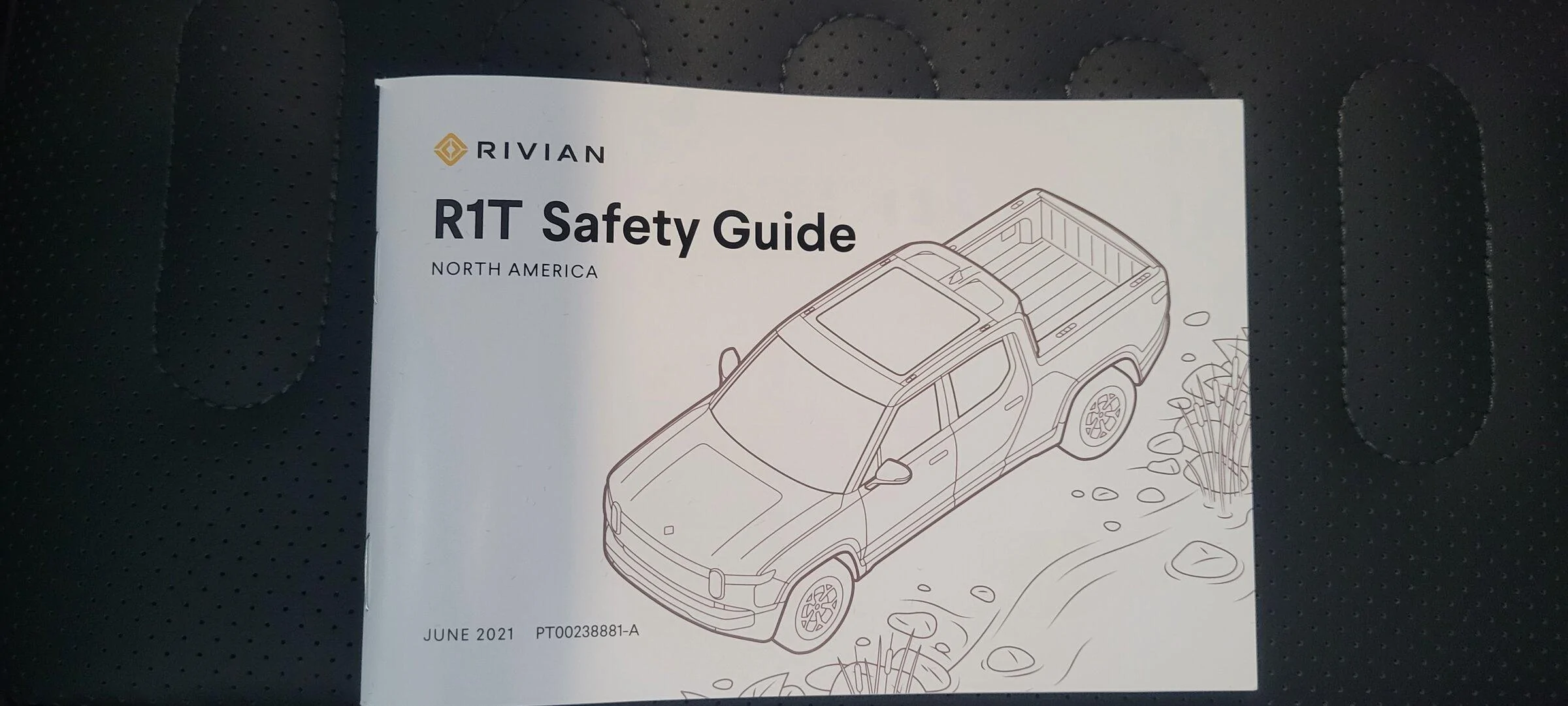 Rivian R1T R1S Ask us Rivian R1T owners ANYTHING [AMA]! 20220402_131547