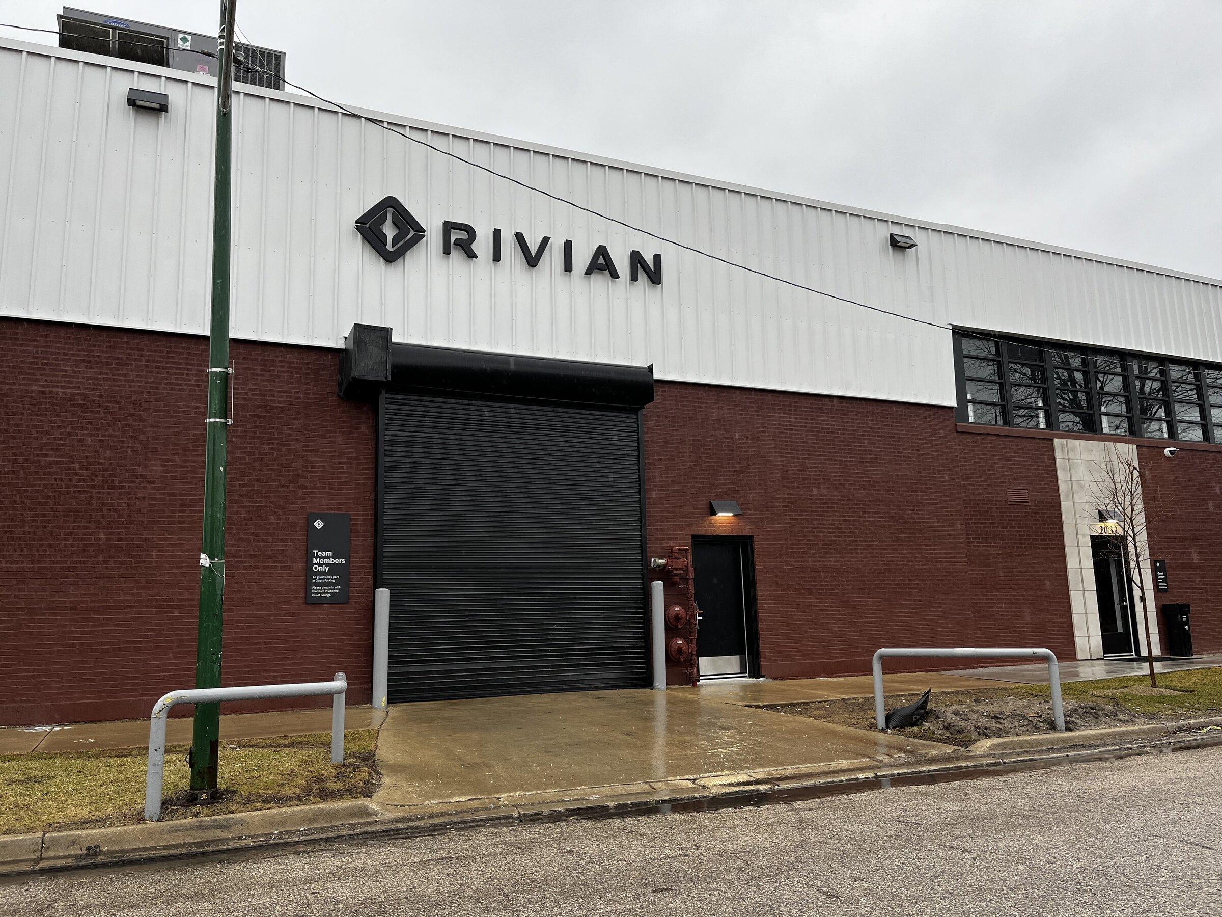 Rivian R1T R1S Chicago Rivian Sales Location Under Construction 5C58908D-6674-46CC-A6C0-31D7493A17C9