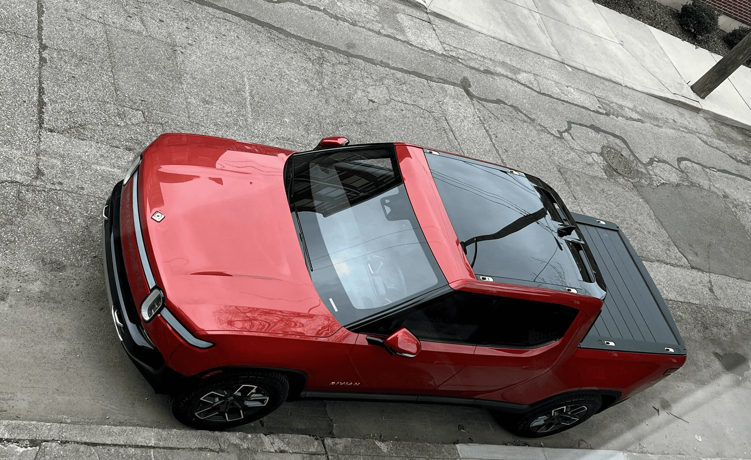 Rivian R1T R1S RED CANYON Rivian Photos 1648927627573-png