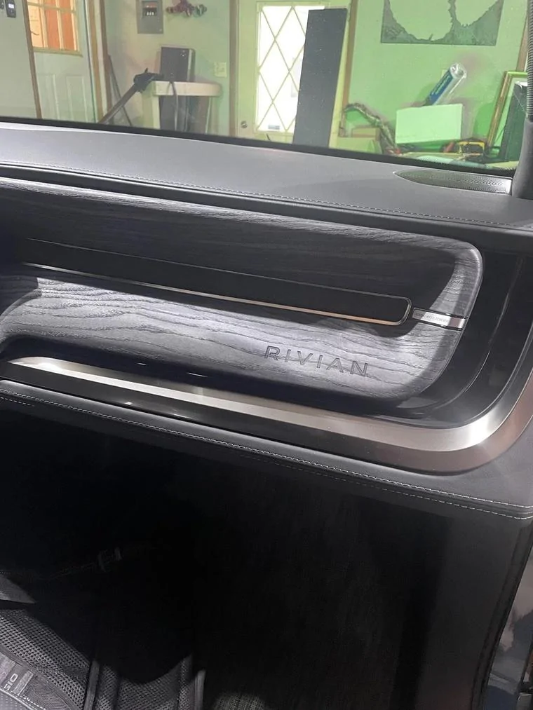 Rivian R1T R1S First reported Adventure trim Rivian R1T delivery i4mk1Lj_d