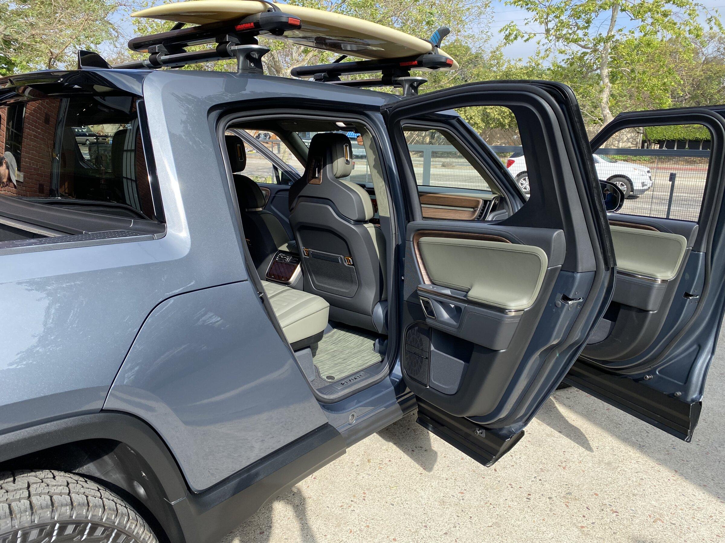 Rivian R1T R1S FOREST EDGE Rivian Interior Photos 0AD06ED0-7377-4EF0-966F-99252859A8DE