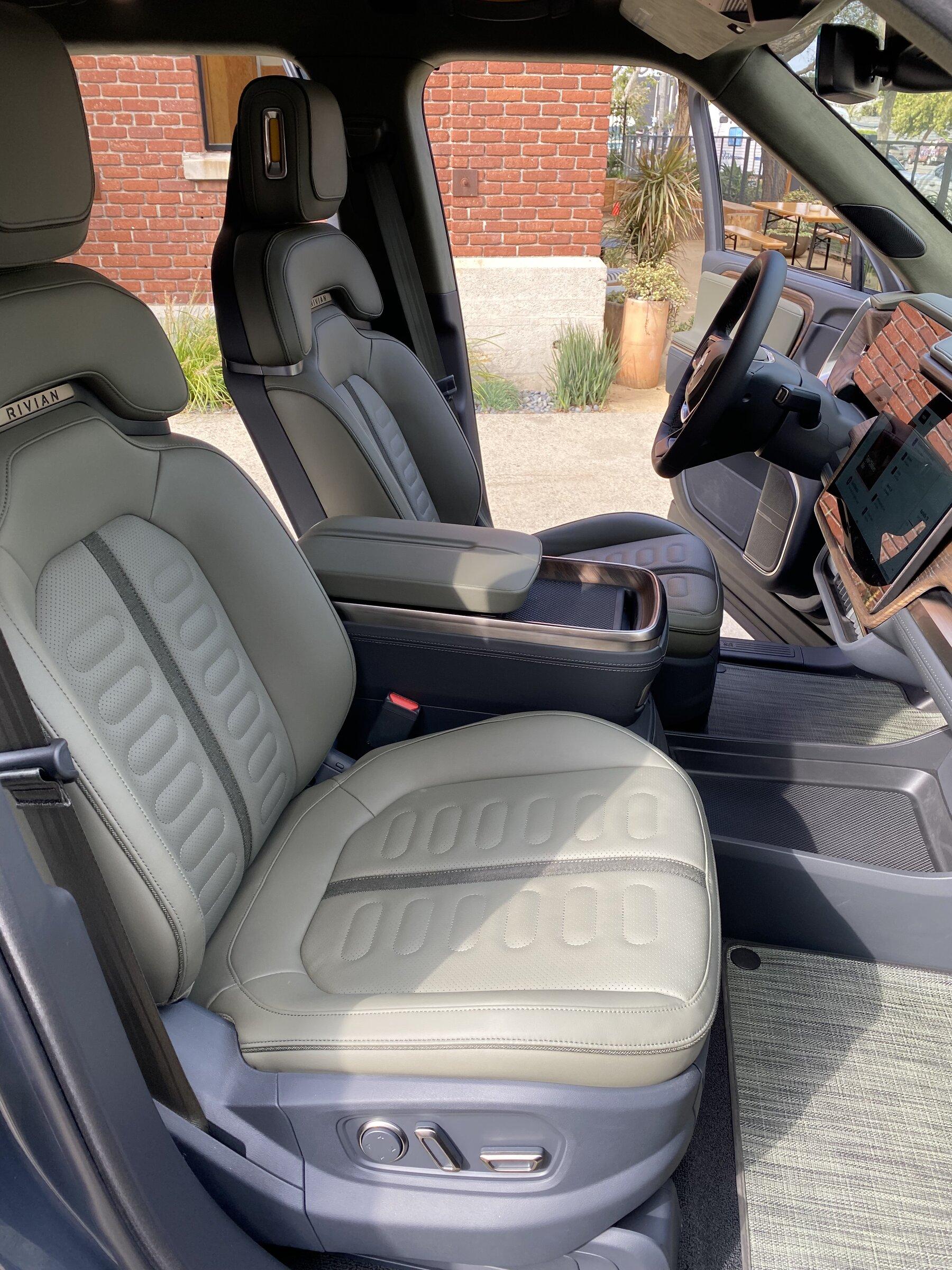 Rivian R1T R1S FOREST EDGE Rivian Interior Photos 885D0010-757C-484E-8159-6CA8F2C686E1
