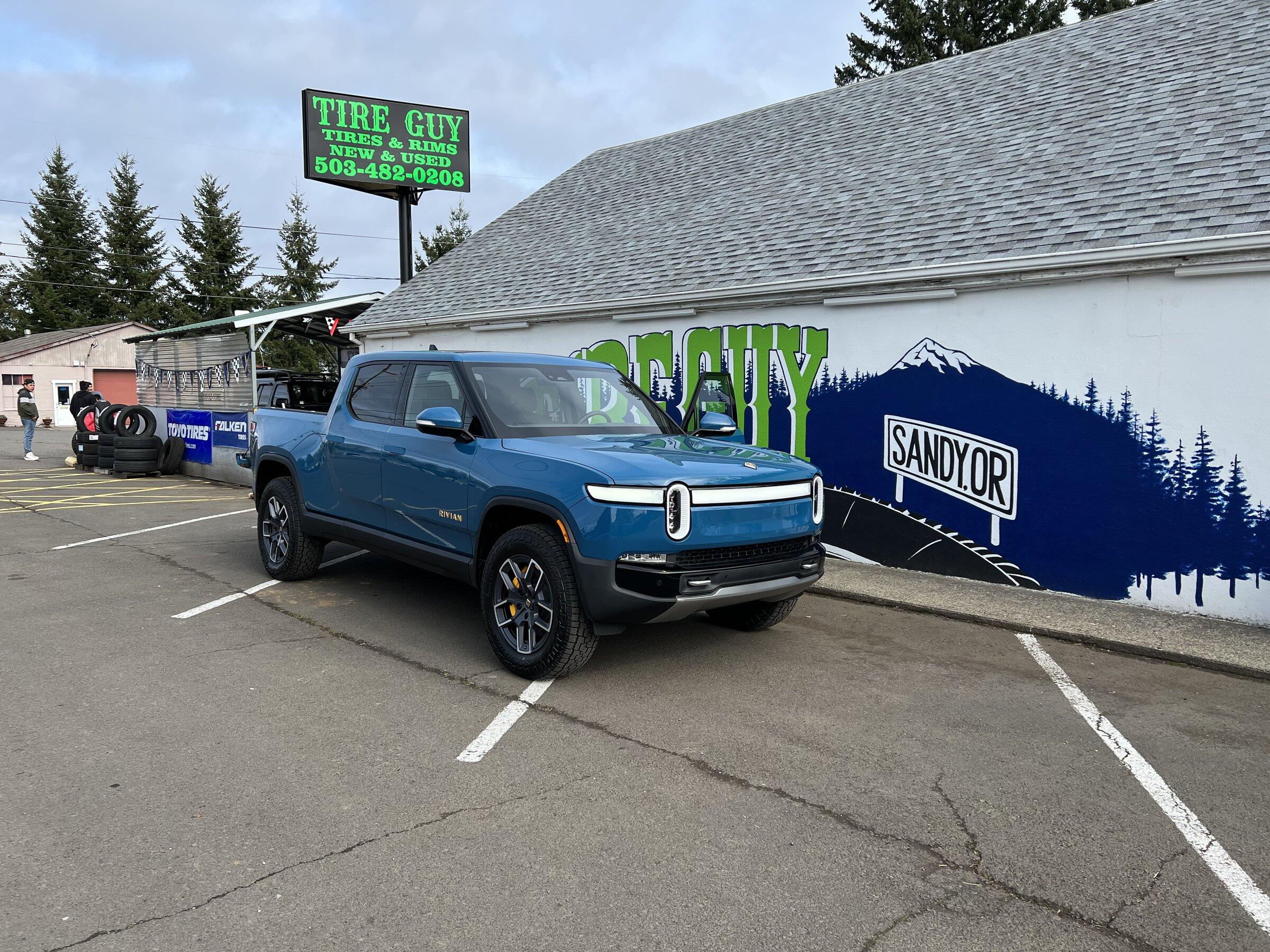 Rivian R1T R1S Guide Contact - Sandy OR - LE R1T April/May Window 71684106-C2B4-44C6-9C1E-C8AF2226150F