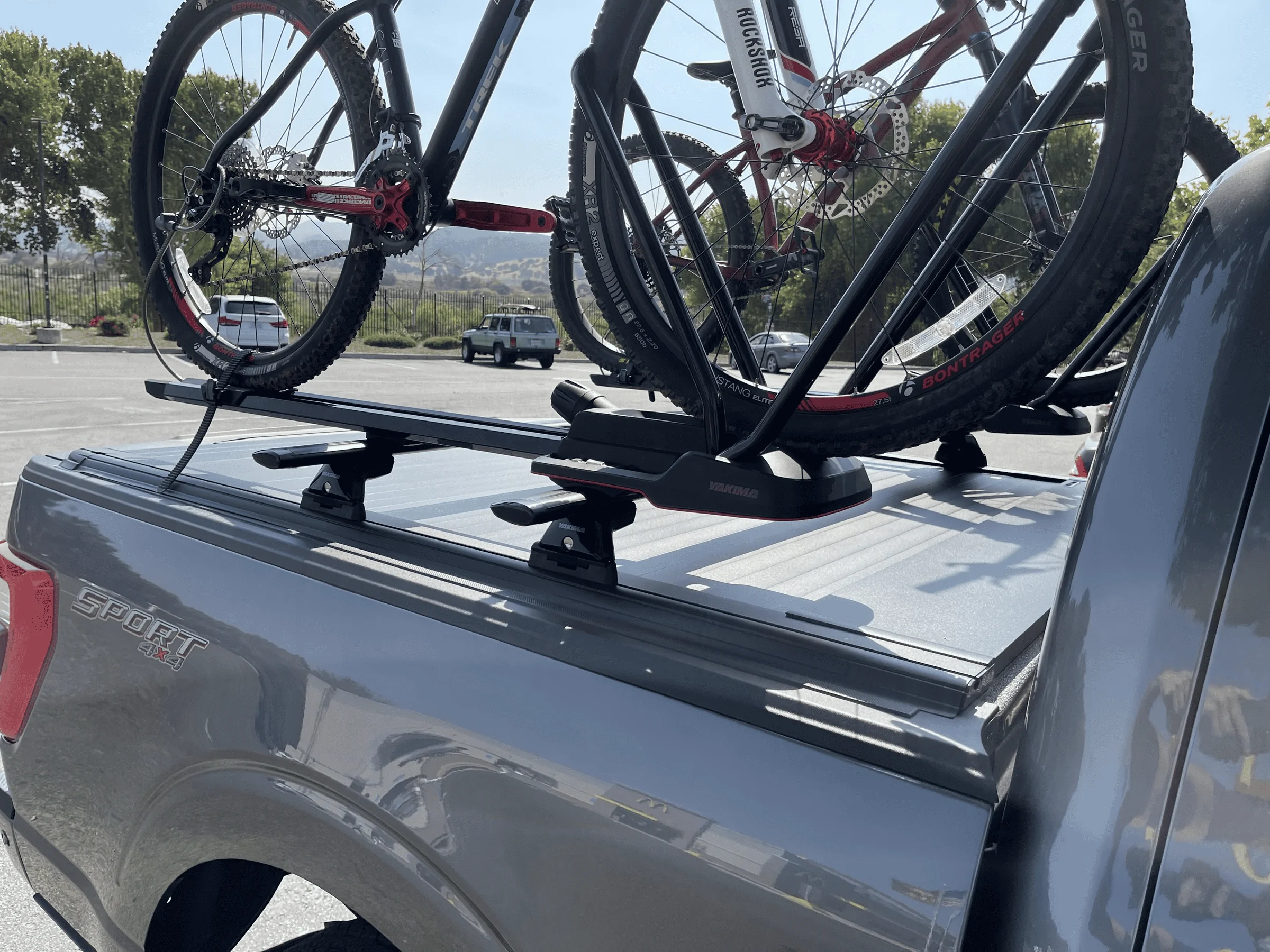 Rivian R1T R1S 1up rack fitment on bed crossbars 1649130768157