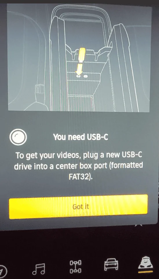 Rivian R1T R1S downloading Gearguard video to USB C 1649297786655