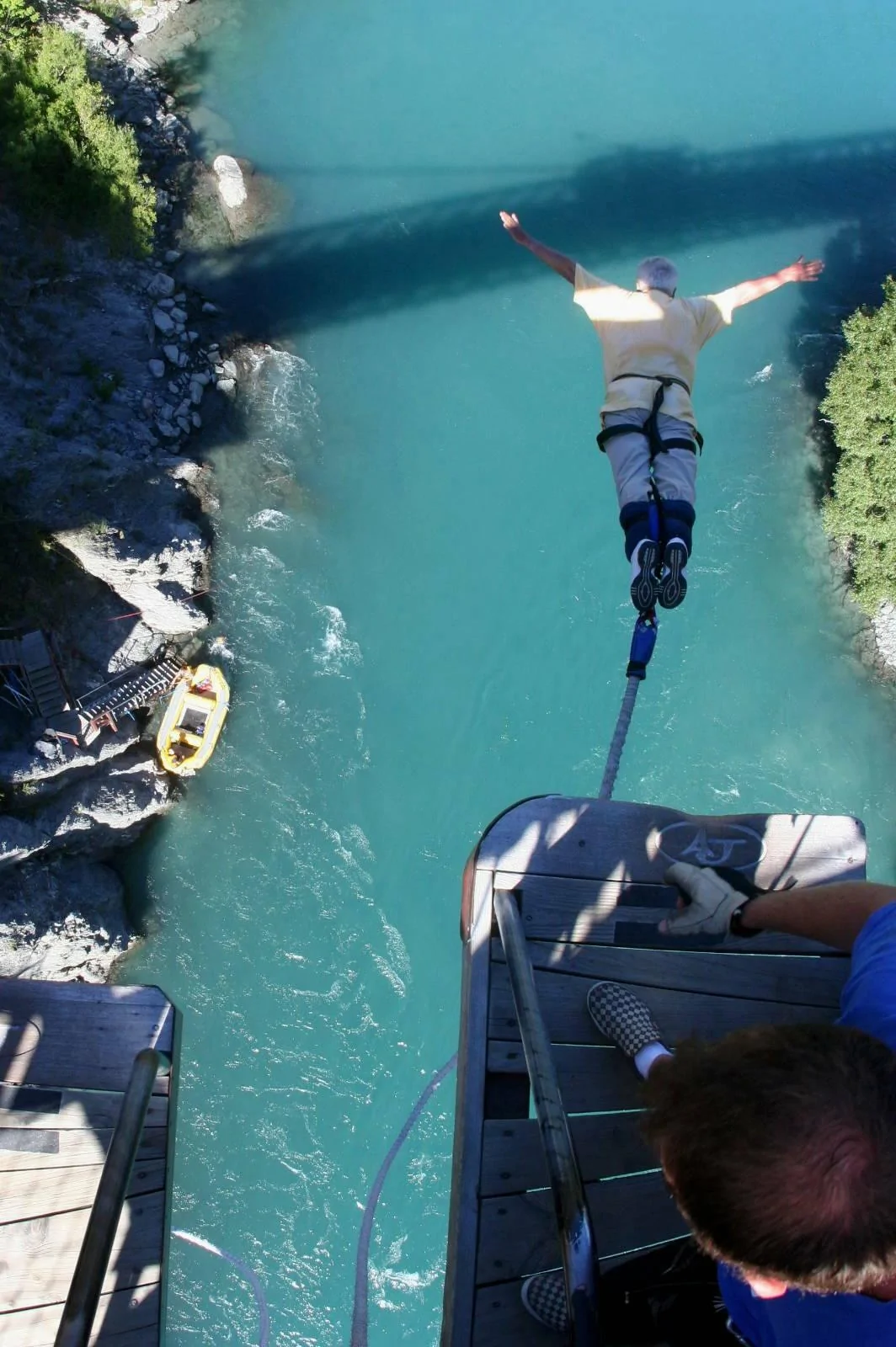 Rivian R1T R1S My expected delivery date? 1BUNGY2