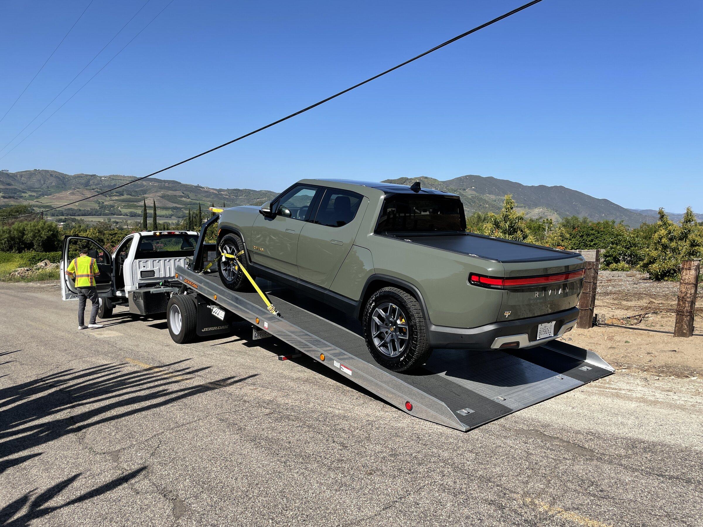 Rivian R1T R1S Delivery Issue - Can't be happening! IMG_3905.JPG