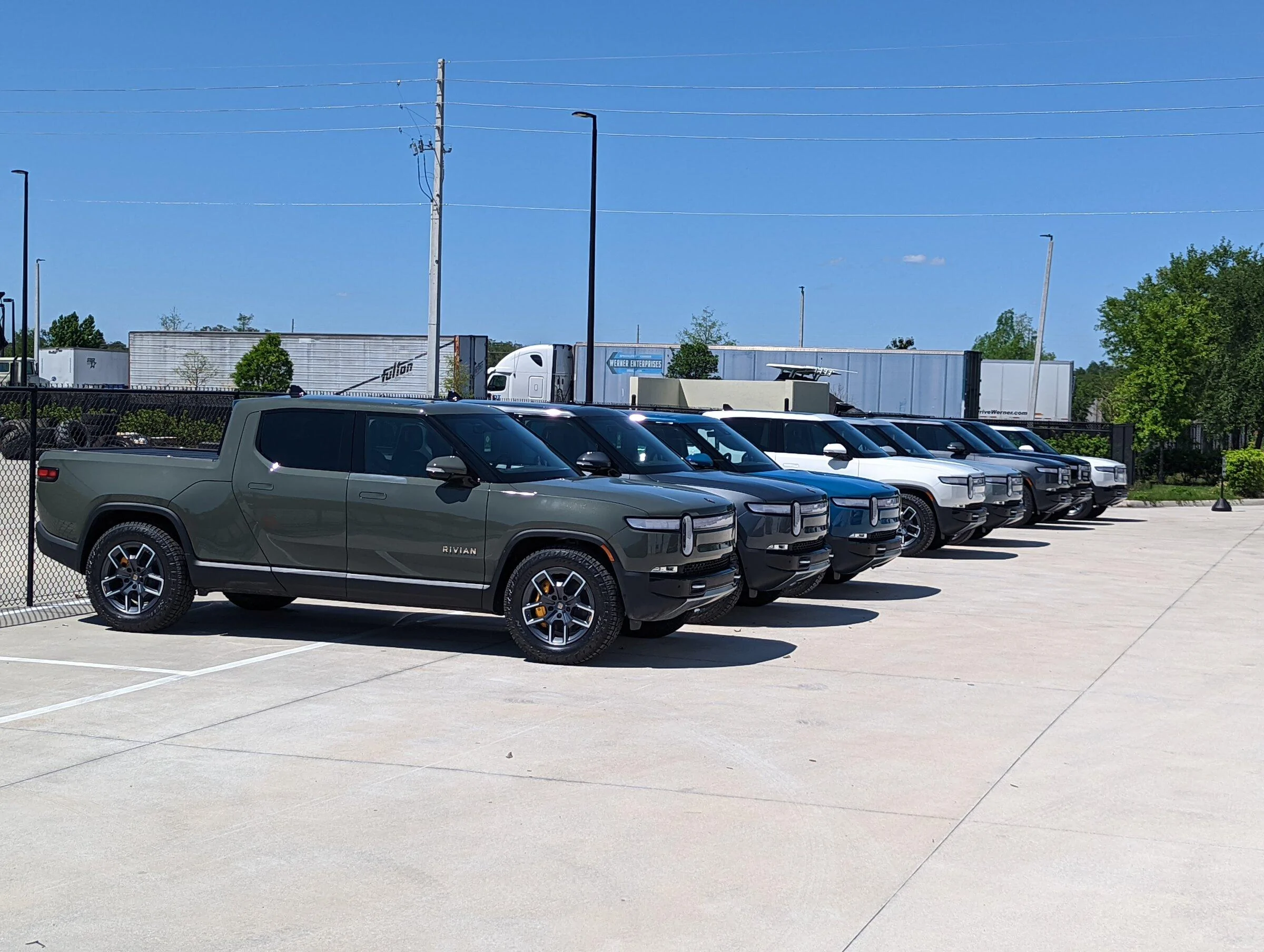 Rivian R1T R1S Florida Pre-orders PXL_20220408_184445847