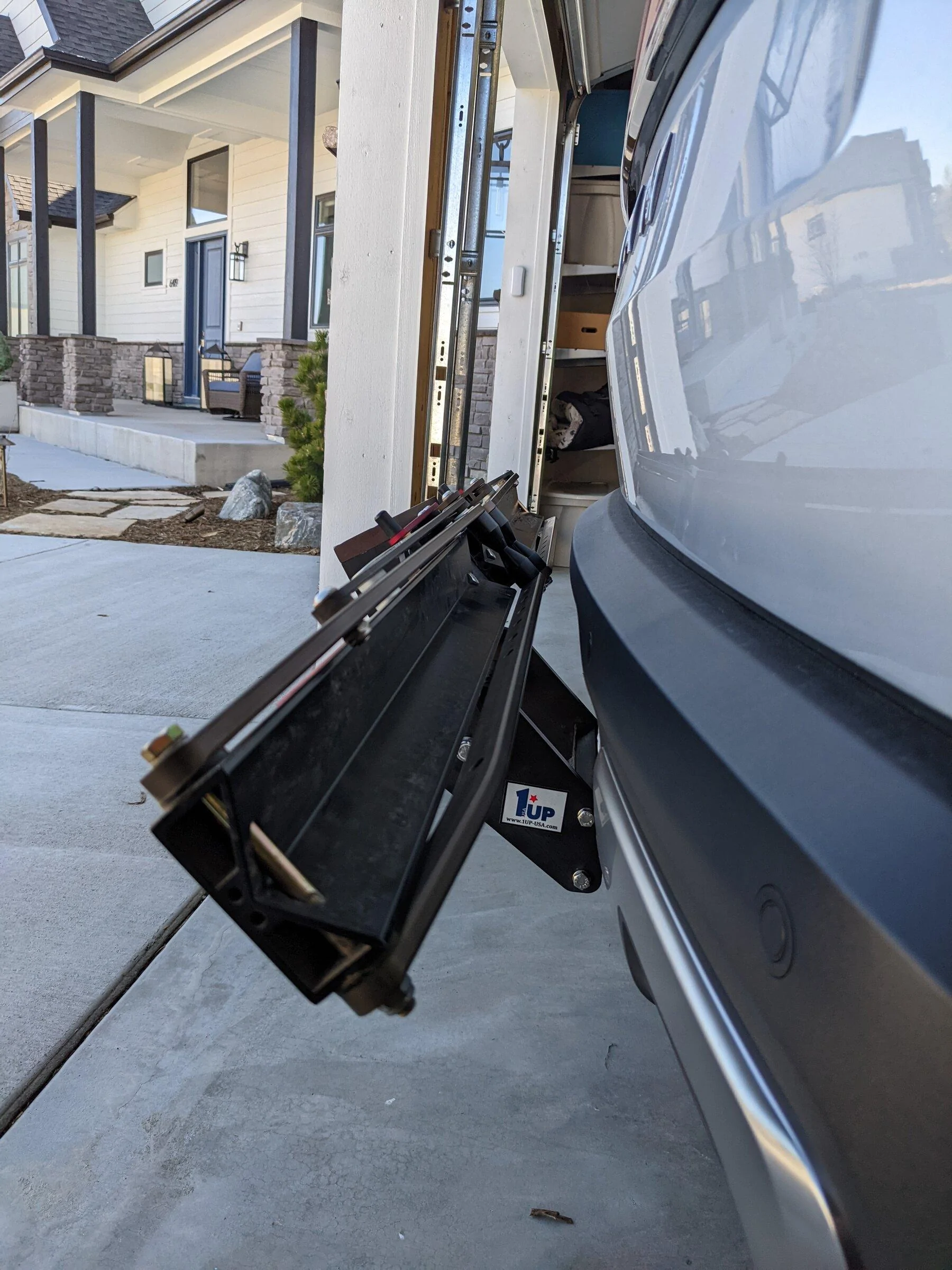 Rivian R1T R1S 1up rack fitment on bed crossbars PXL_20220408_222820126