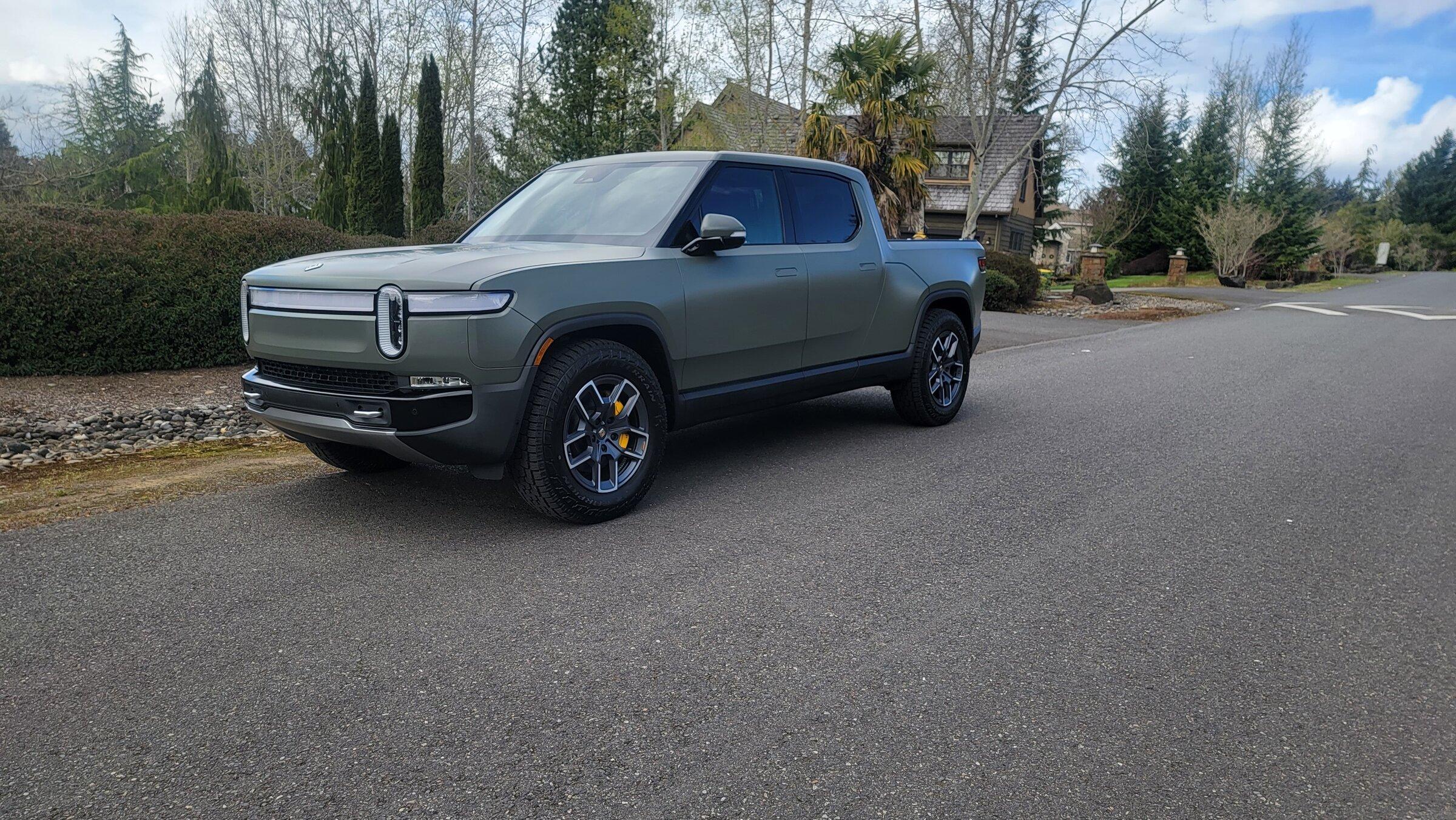 Rivian R1T R1S Matte Wrapped Launch Green R1T 20220408_135834