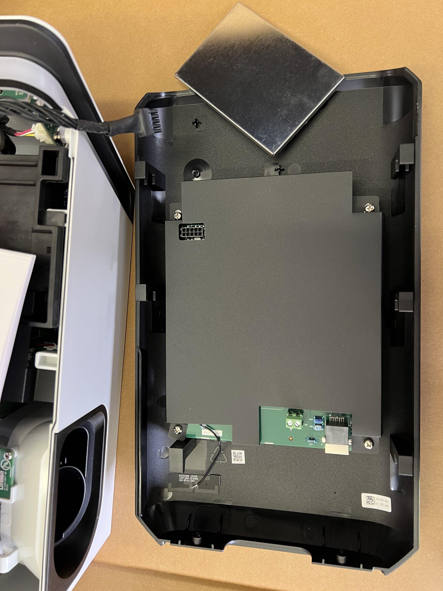 Rivian R1T R1S Rivian wall charger install and issues connecting IMG_1666