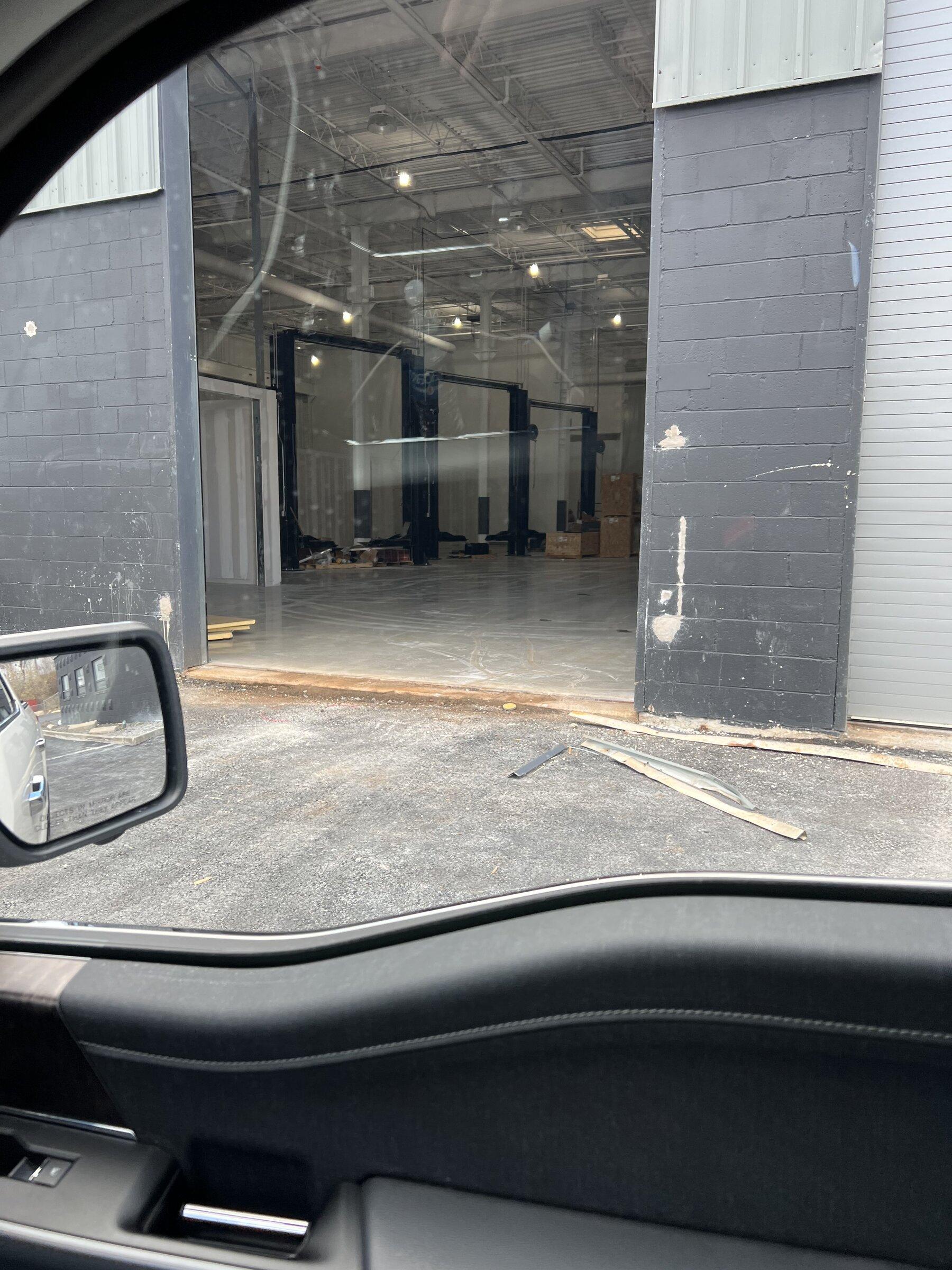 Rivian R1T R1S Rivian Service Centers / Retail Locations List / Other Facilities (Pics & Updates) BDF857DB-C198-4E04-9FB2-951D635660F5