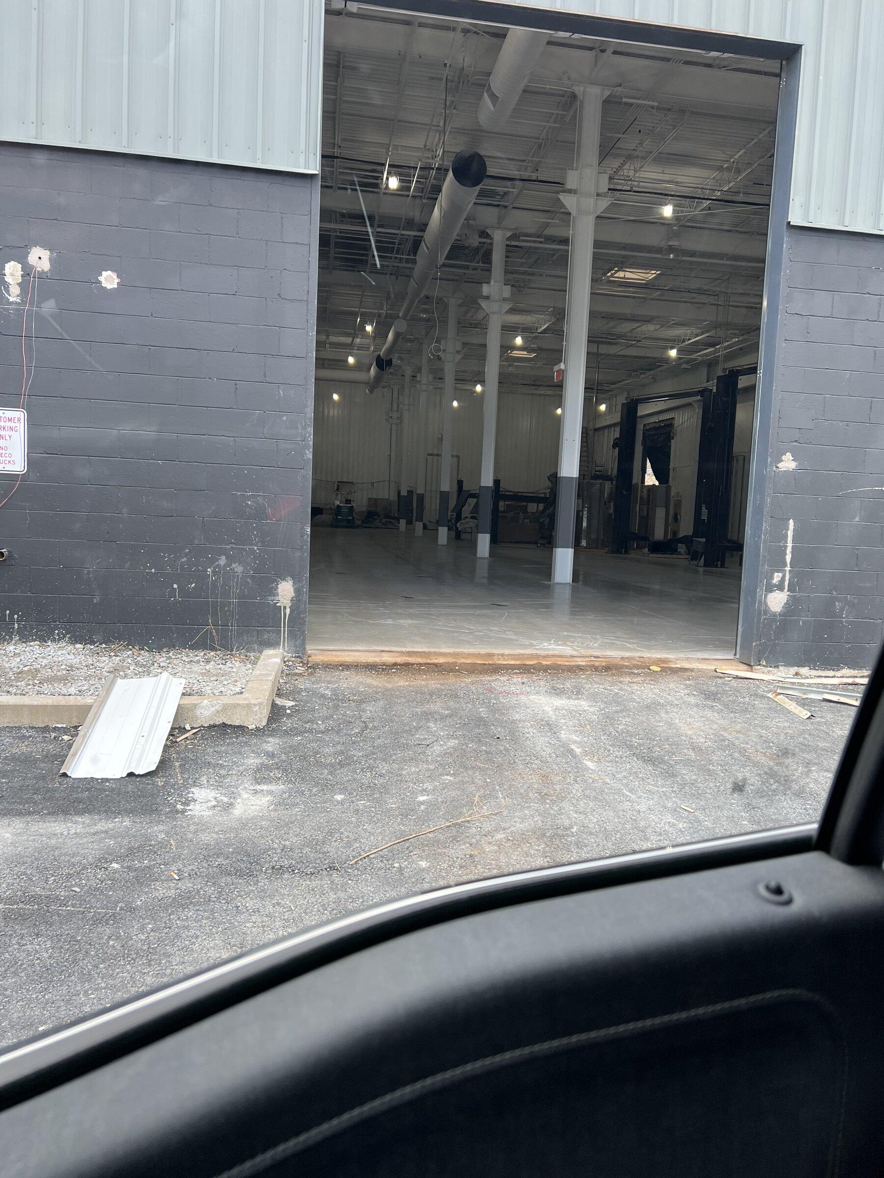 Rivian R1T R1S Rivian Service Centers / Retail Locations List / Other Facilities (Pics & Updates) 58E4C44D-BE50-4D95-9A83-82F25F0C30FF