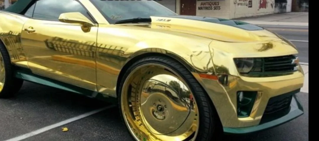Rivian R1T R1S Custom vinyl'd R1T Launch Edition I just spied… Screenshot_20220410-185036_Chrom