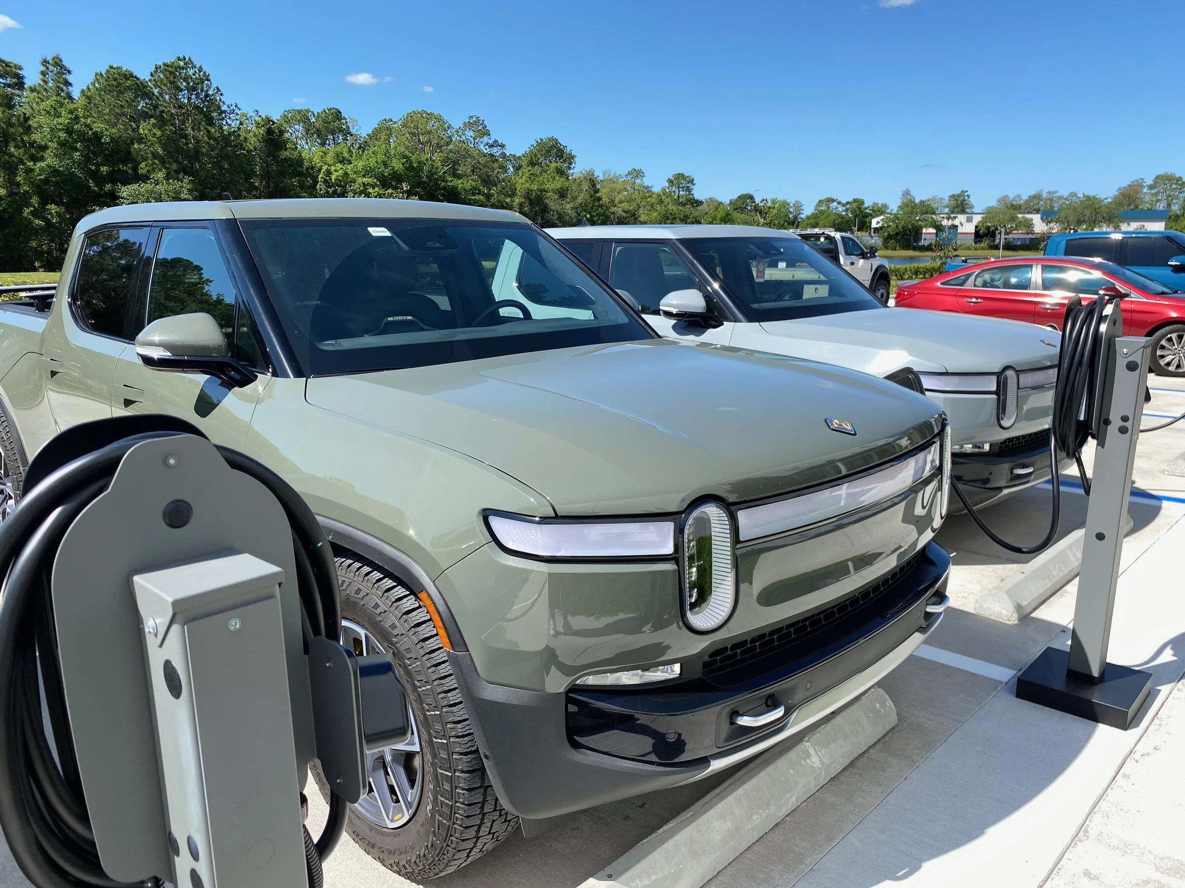 Rivian R1T R1S Florida Pre-orders IMG_5220