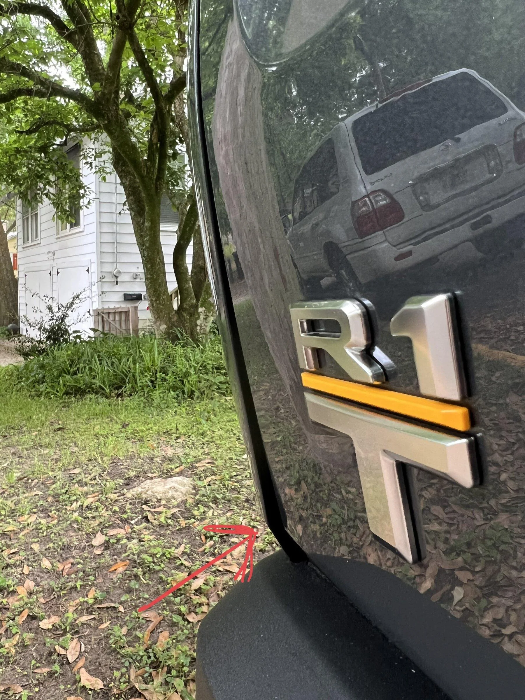 Rivian R1T R1S one door is pretty horribly formed among other issues (still love the truck overall, though) IMG_5385