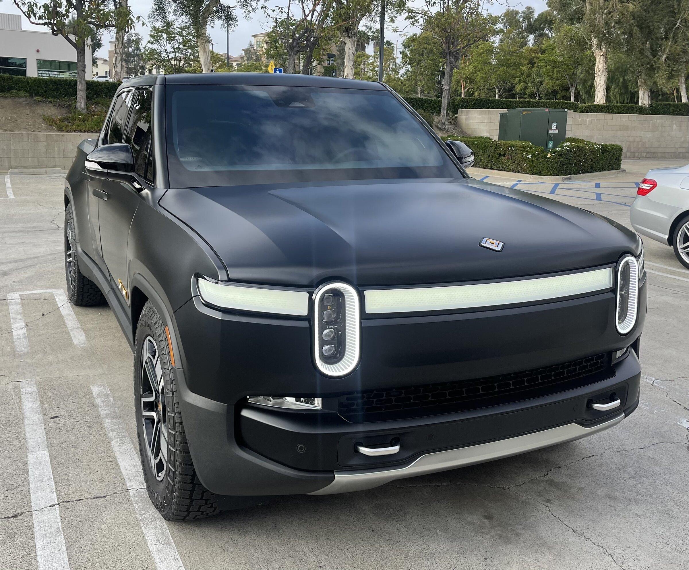 Rivian R1T R1S Matte Black Stealth PPF Rivian R1T Launch Edition 6F3F8579-8613-41F5-A095-2203C6A3A40E