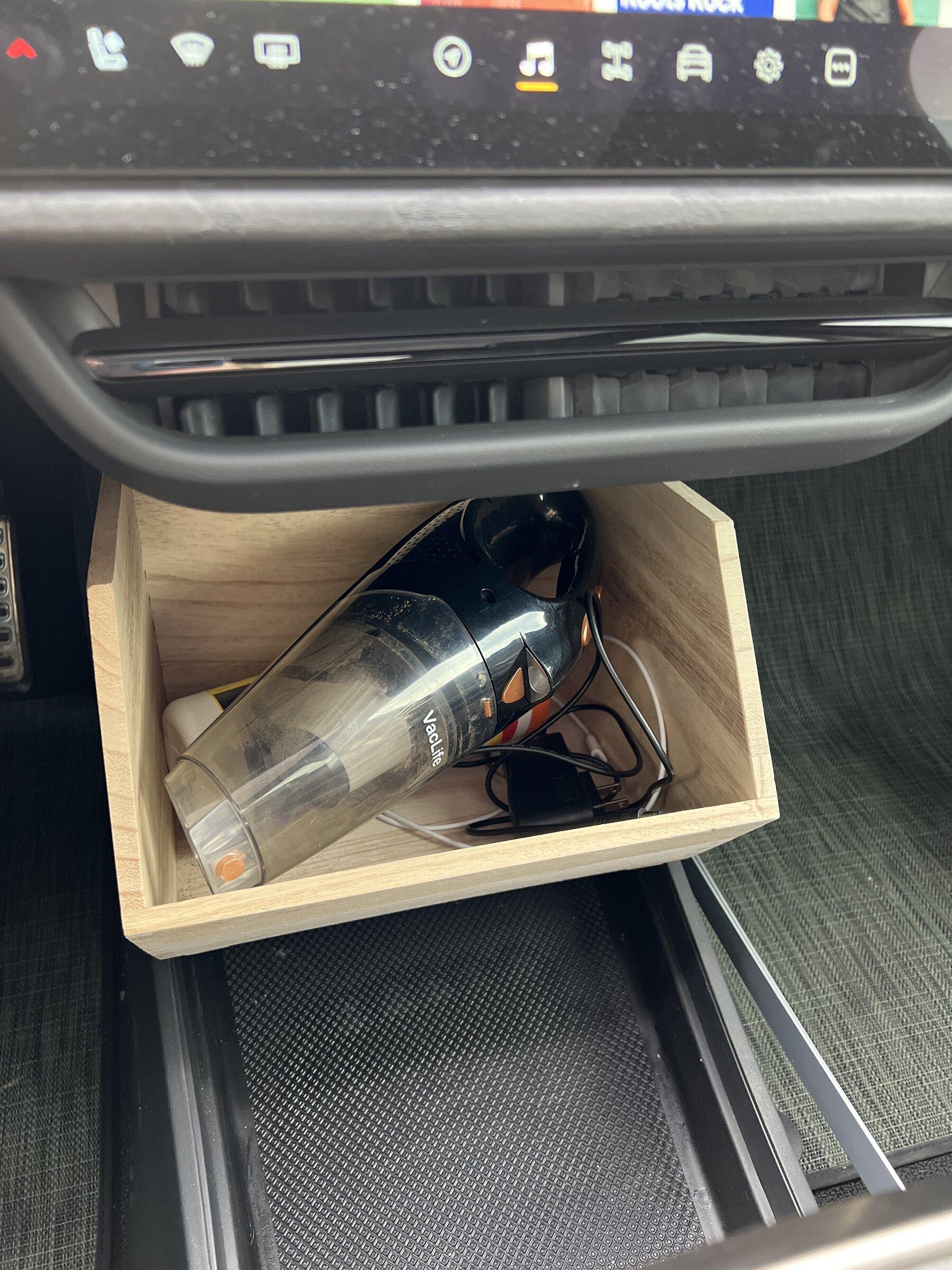 Rivian R1T R1S Center Console/Organizer image