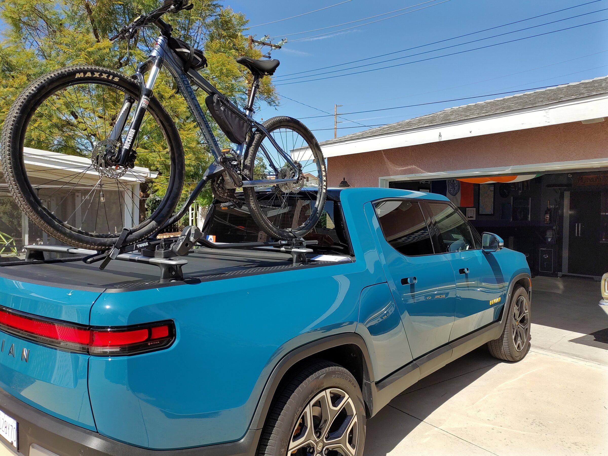 Rivian R1T R1S Thule ProRide XT and 29er mounted IMG_20220415_152235_hdr