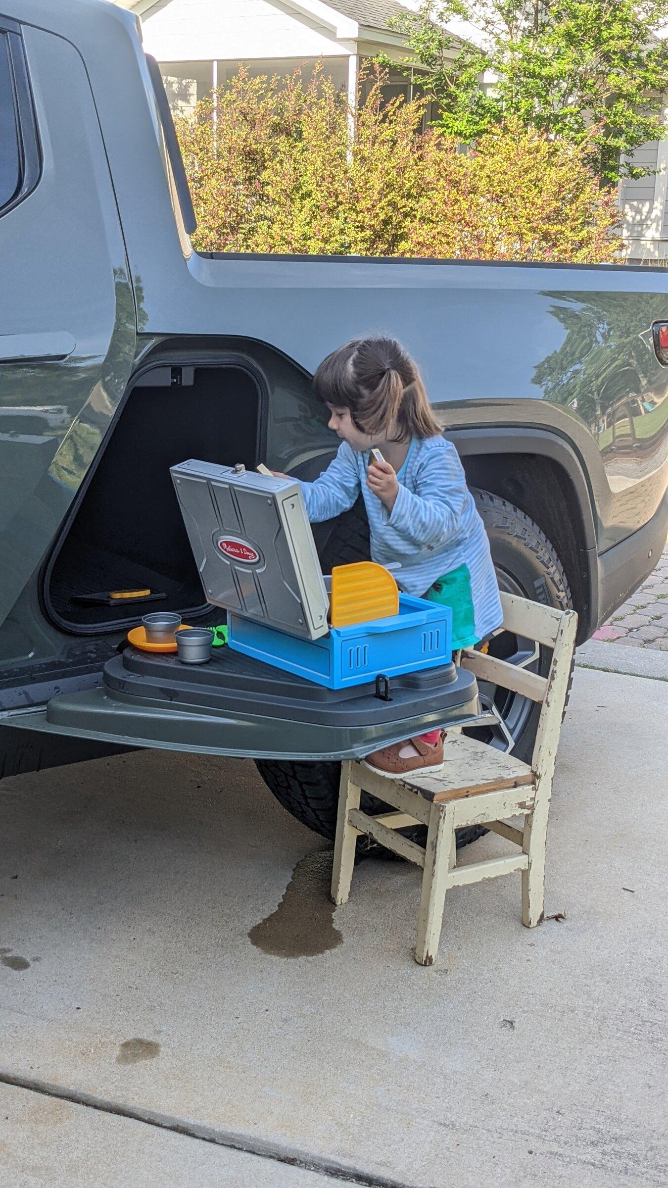 Rivian R1T R1S Testing New Camp Kitchen in our R1T *pics galore* PXL_20220418_211428075.PORTRAIT