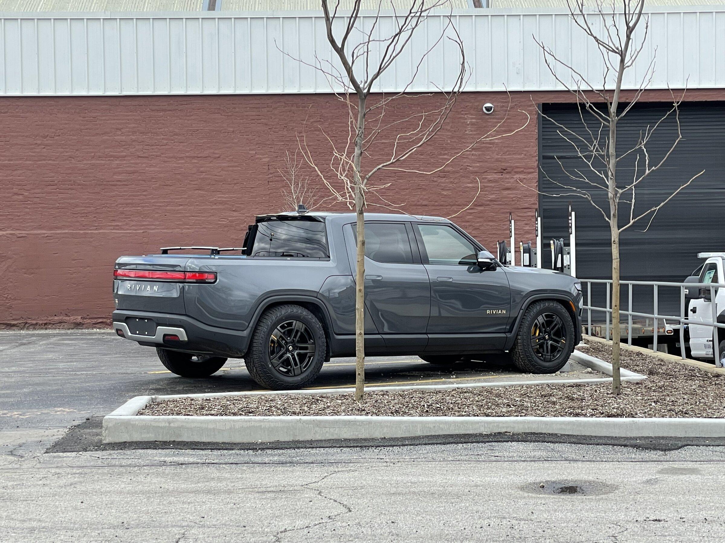 Rivian R1T R1S Chicago Rivian Sales Location Under Construction IMG-8131