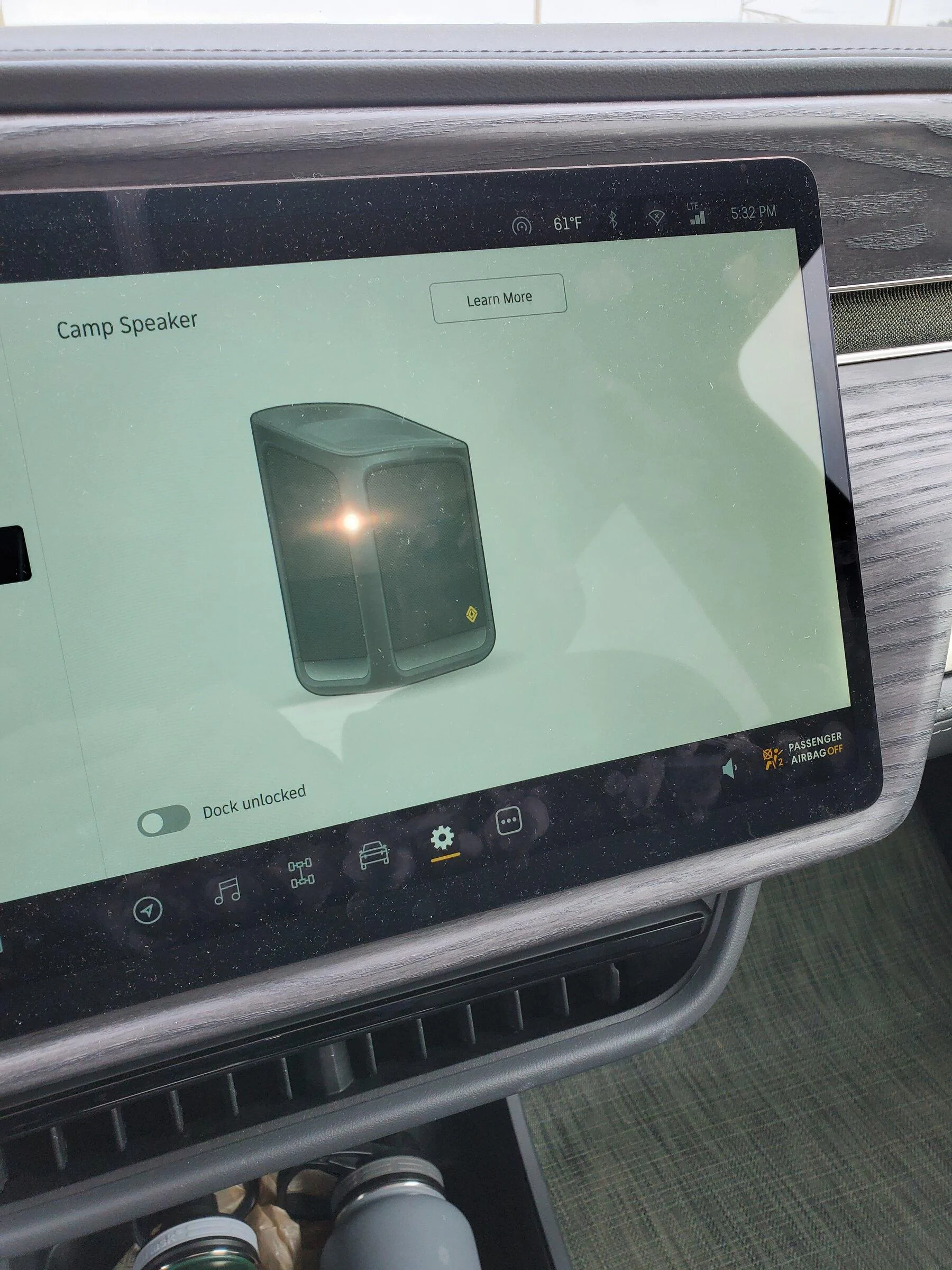 Rivian R1T R1S Camp Speaker not Charging 16507603201652680851523849757380