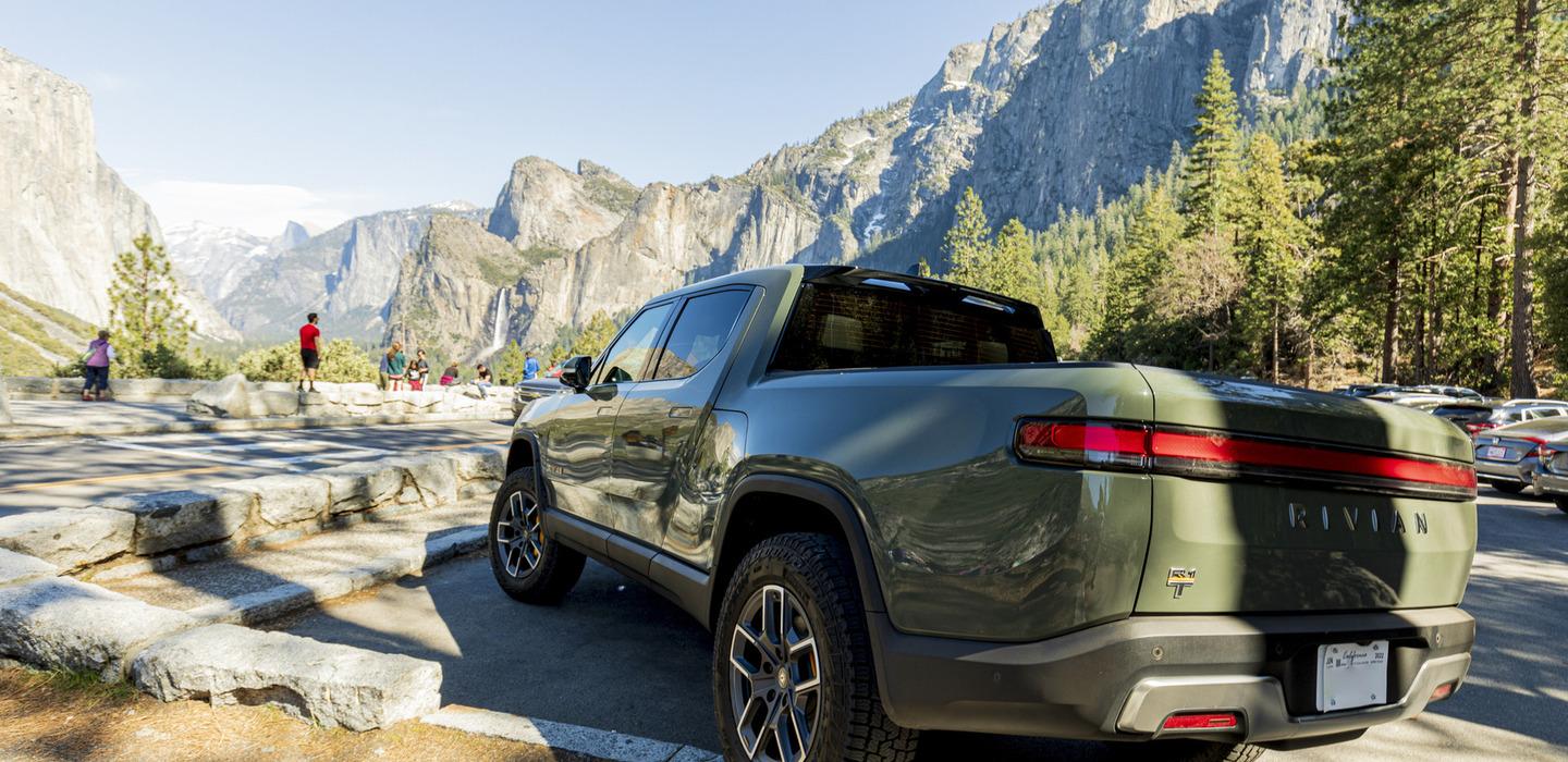 Rivian R1T R1S Turo Spotlights Rivian Rental _HBIF-lQQ-a6ZD82b38Tjw.1440x700