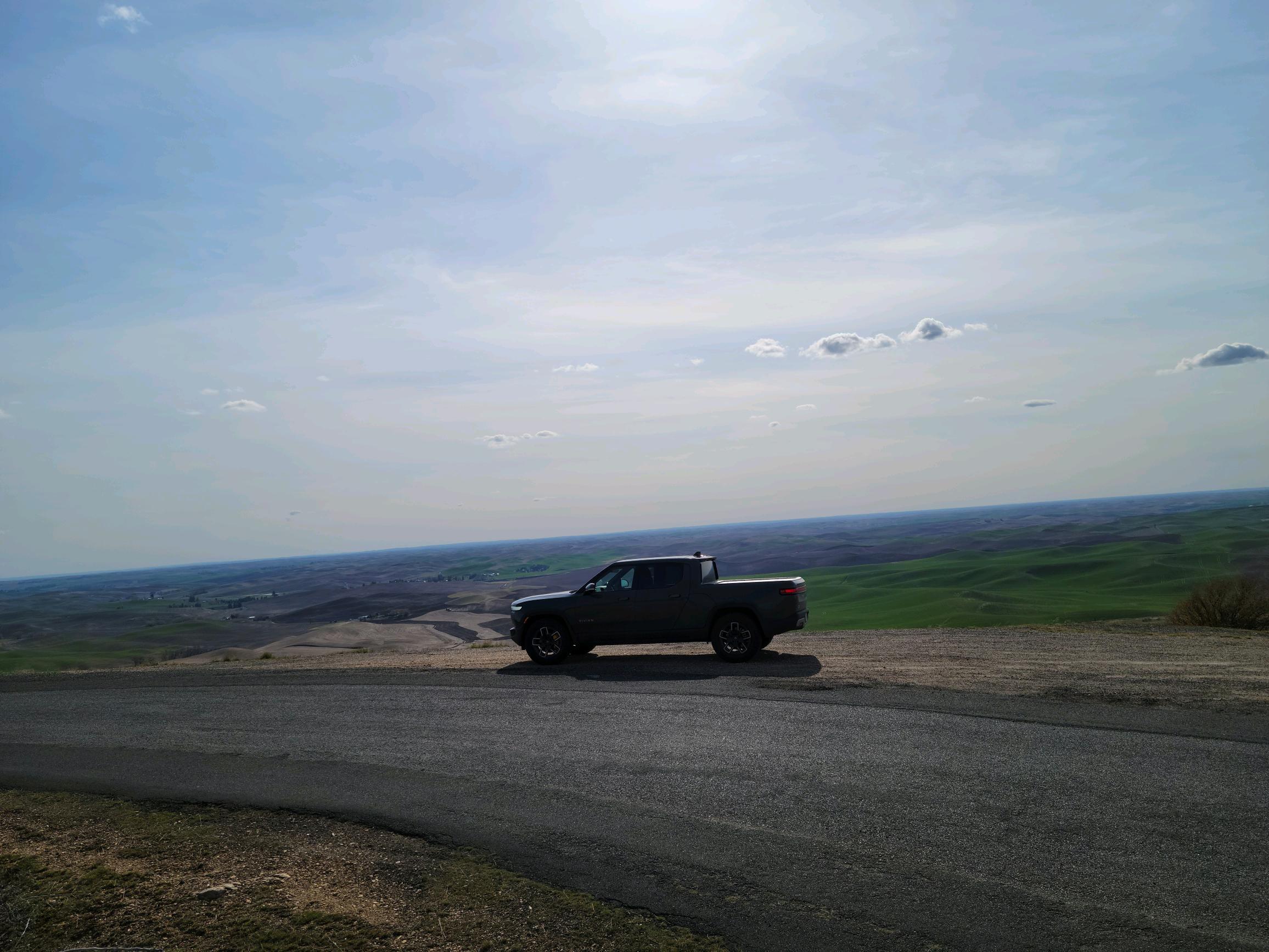 Rivian R1T R1S Palouse trip in R1T Image20220425214717