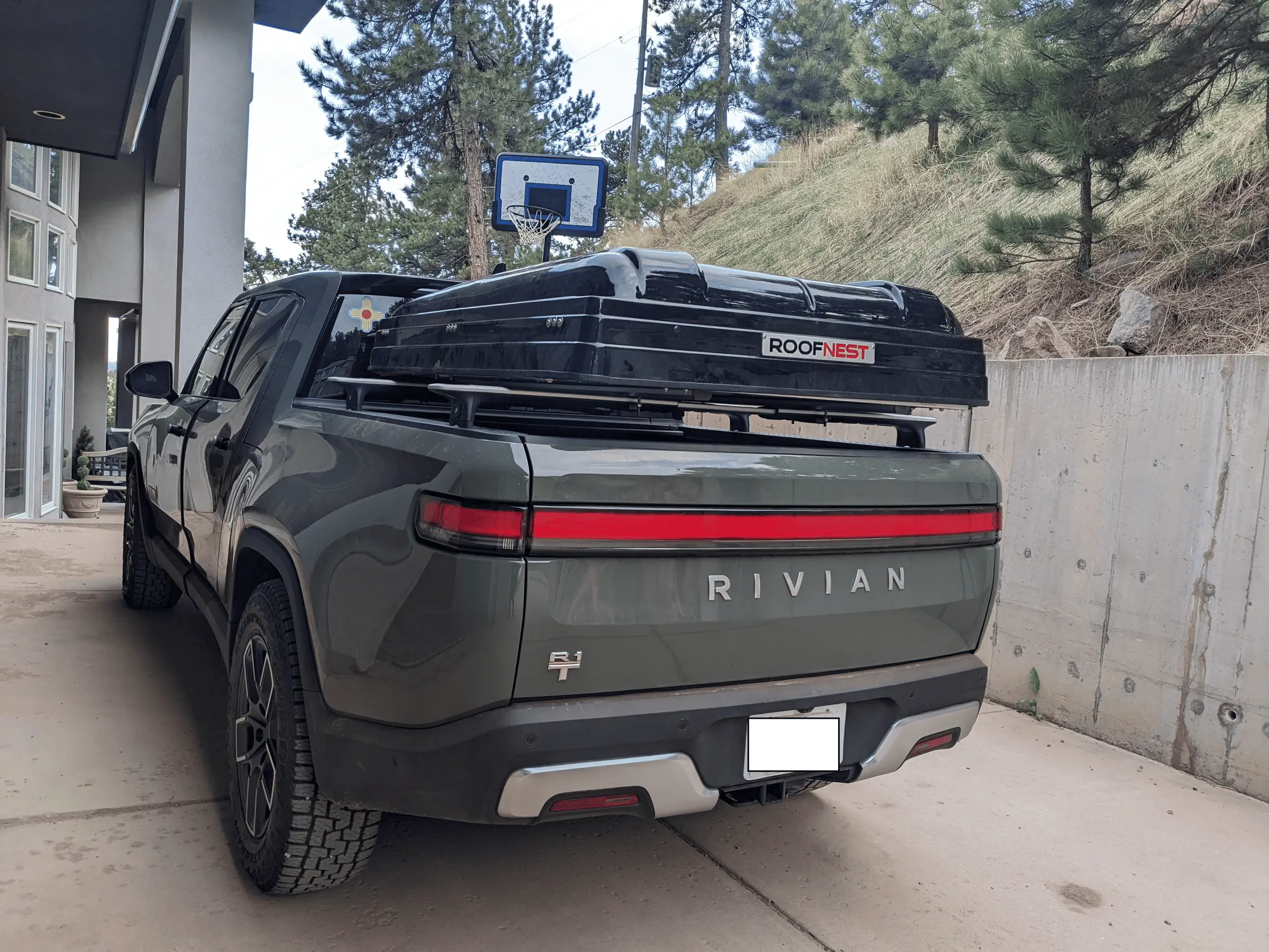 Rivian R1T R1S Roofnest Condor installed on R1T 1651013737569