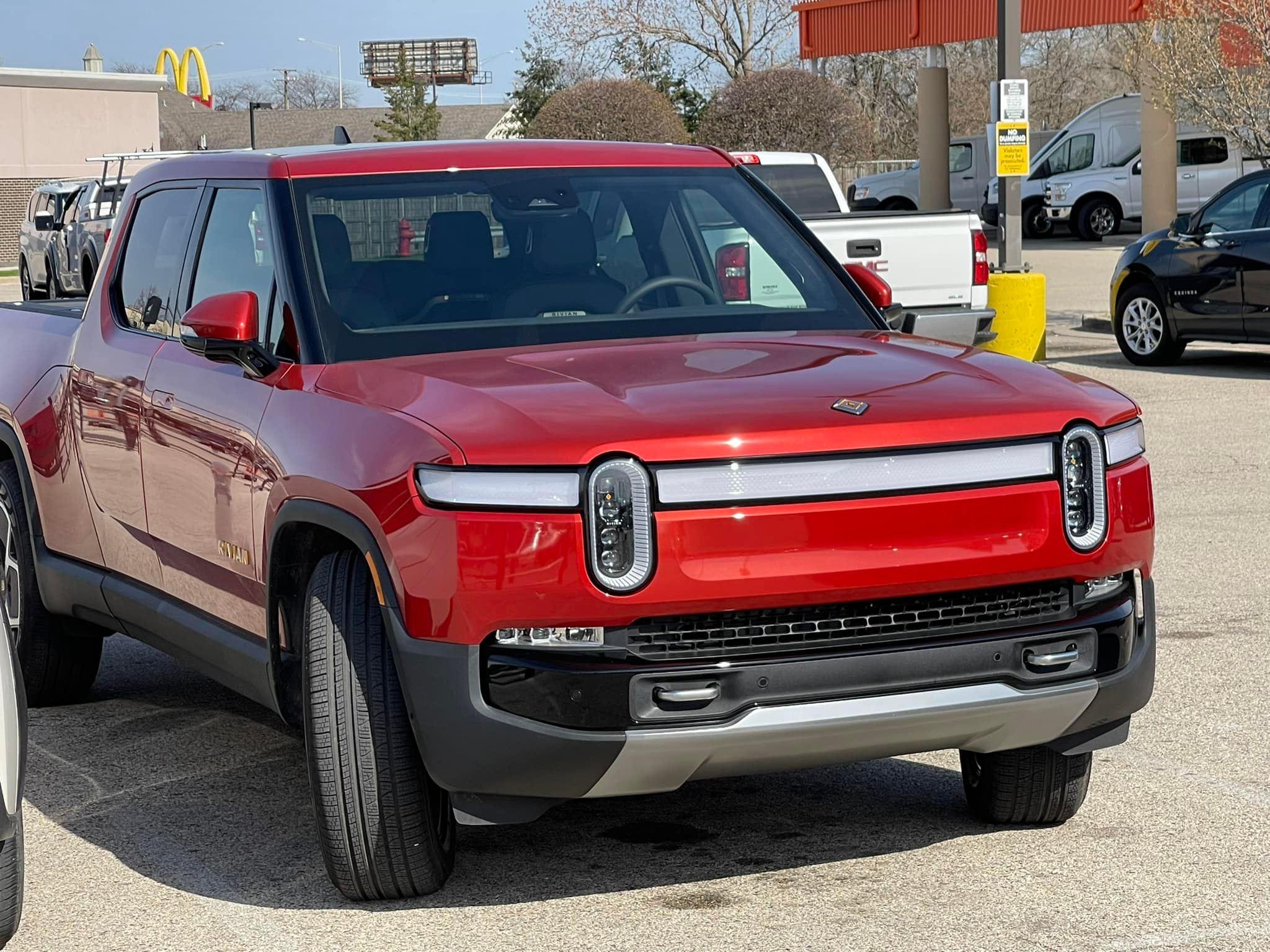 Rivian R1T R1S RED CANYON Rivian Photos R1T Red Canyon Photo