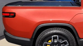 Rivian R1T R1S RED CANYON Rivian Photos 1651073029599