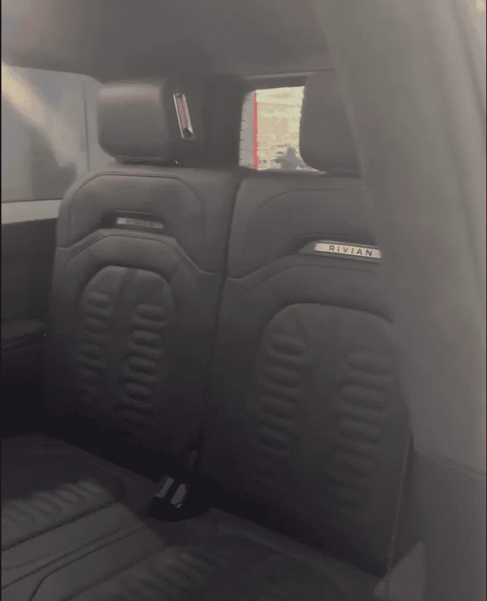 Rivian R1T R1S rivian official Instagram Q&A 1651085540679