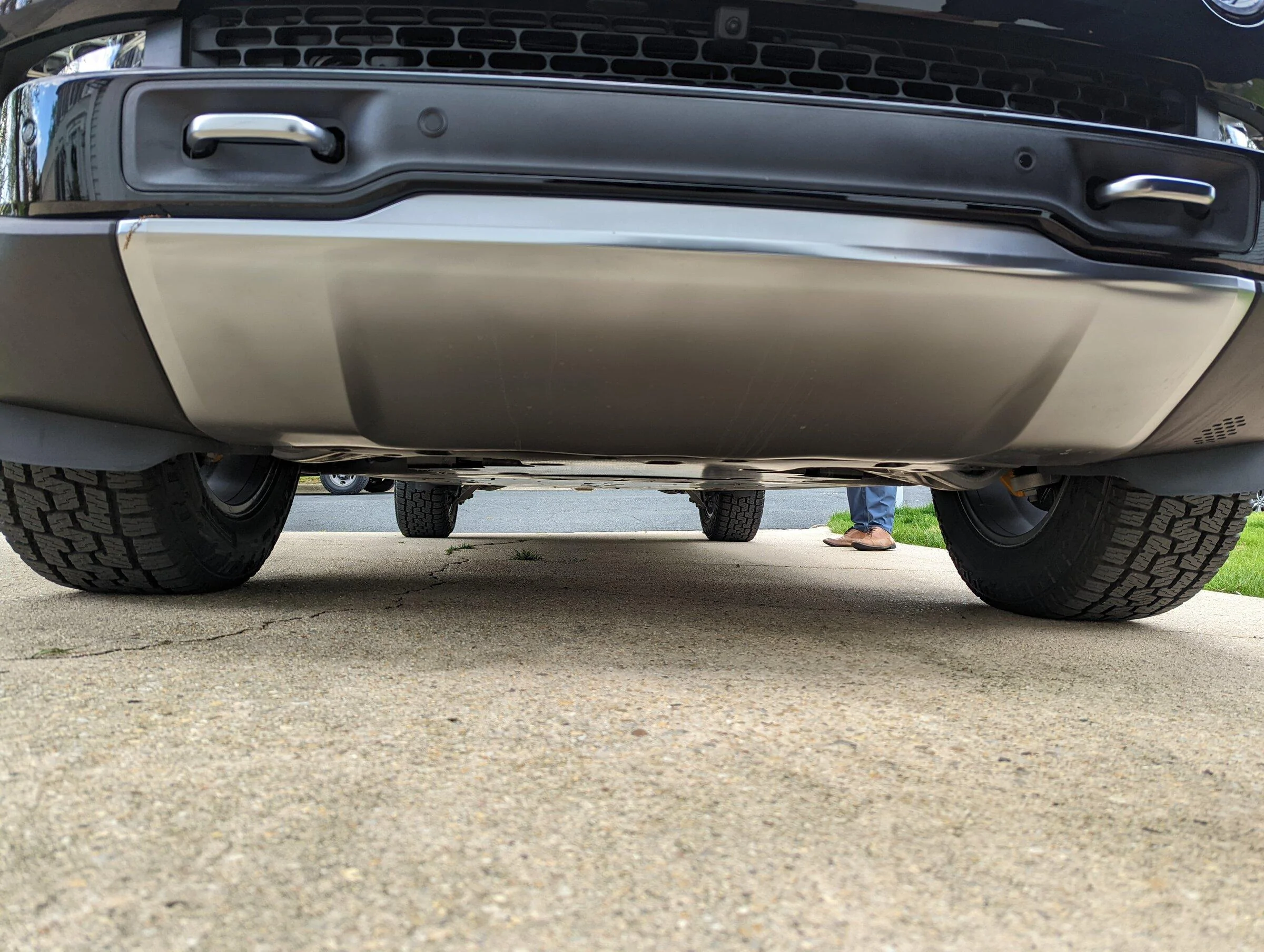 Rivian R1T R1S My R1T First Look and Impressions (Mobile Drive Added 4/27) PXL_20220427_195820595
