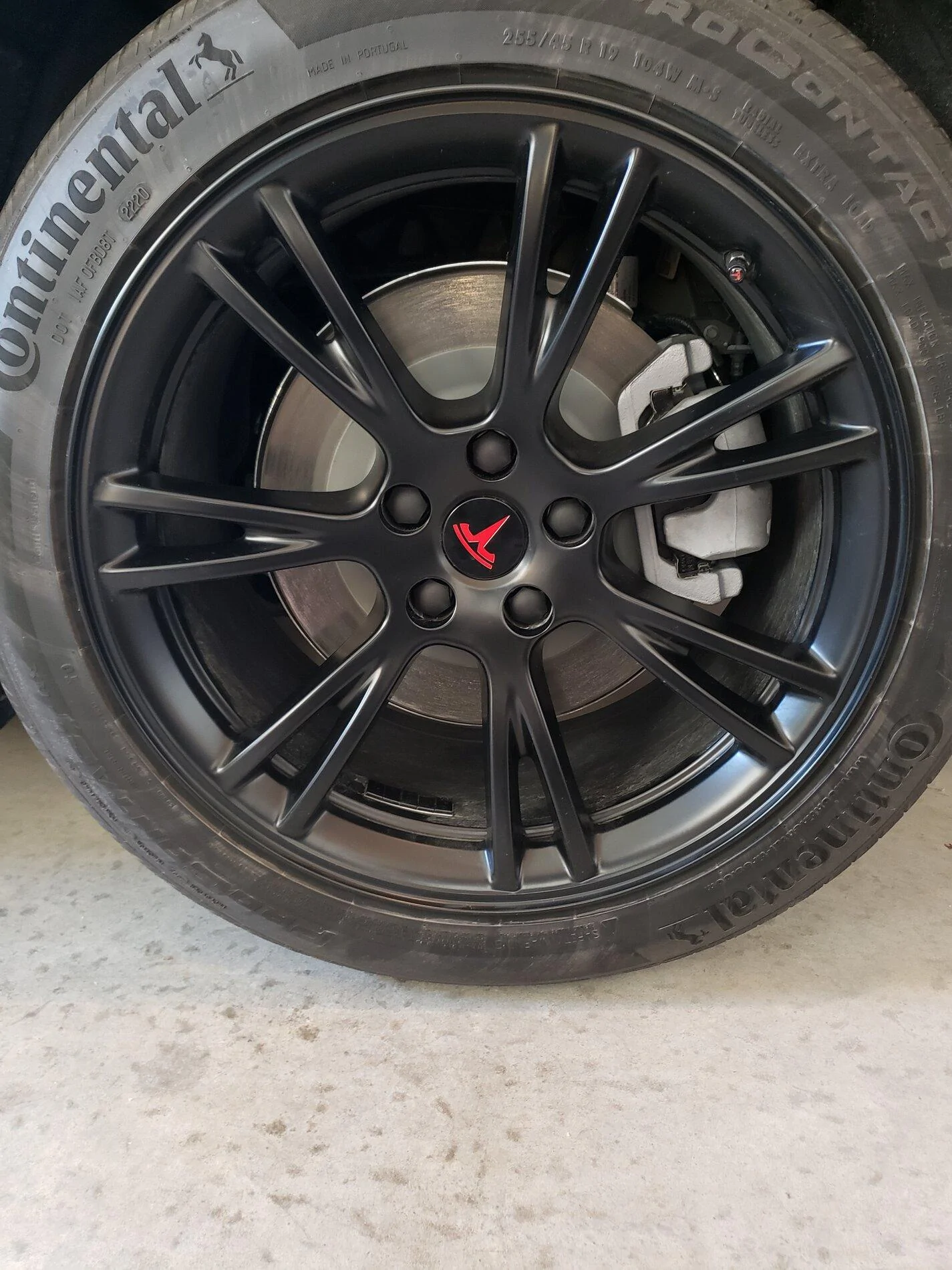 Rivian R1T R1S Update from Rivian: Dark Wheel Option coming soon for Launch Edition reservation holders 20201129_145629