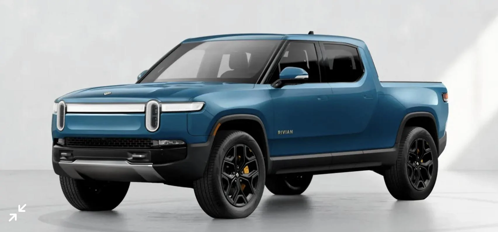Rivian R1T R1S Launch Edition R1T & R1S get 20" black wheel option 755FAFA2-BDDC-41E2-A79F-2F7CEB9F6596