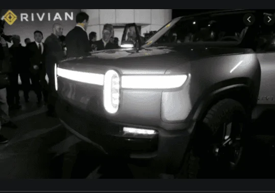 Rivian R1T R1S Fog Lights Screen Shot 2020-12-22 at 6.37.30 PM