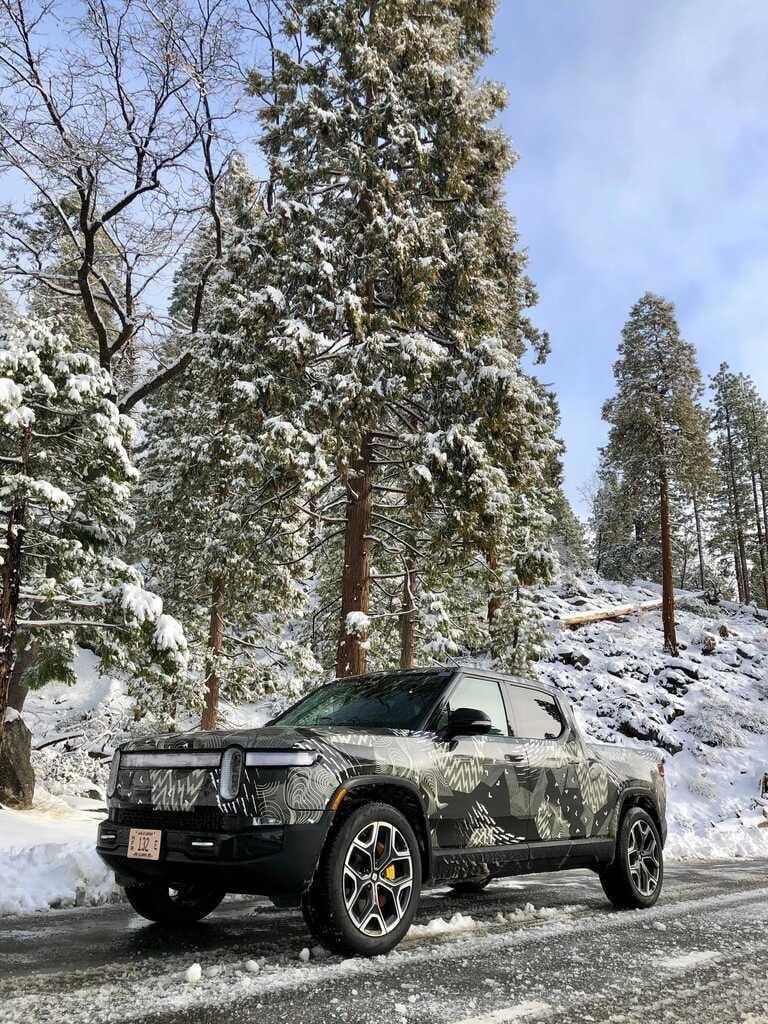 Rivian R1T R1S Real Rivian Photos & Videos 365A3E4B-1977-4713-ABEC-8396CDC0D938
