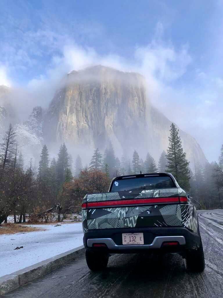 Rivian R1T R1S Real Rivian Photos & Videos 8AB58265-4A7B-41D0-BD46-FCC20E931CDD