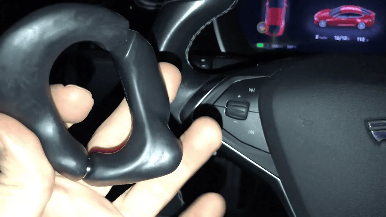 Rivian R1T R1S New Tesla Model S/X 1611851587460