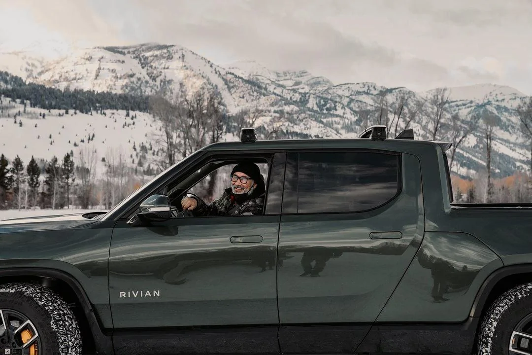 Rivian R1T R1S Real Rivian Photos & Videos 7211CE73-6ADB-47ED-B5AF-48B543E56164