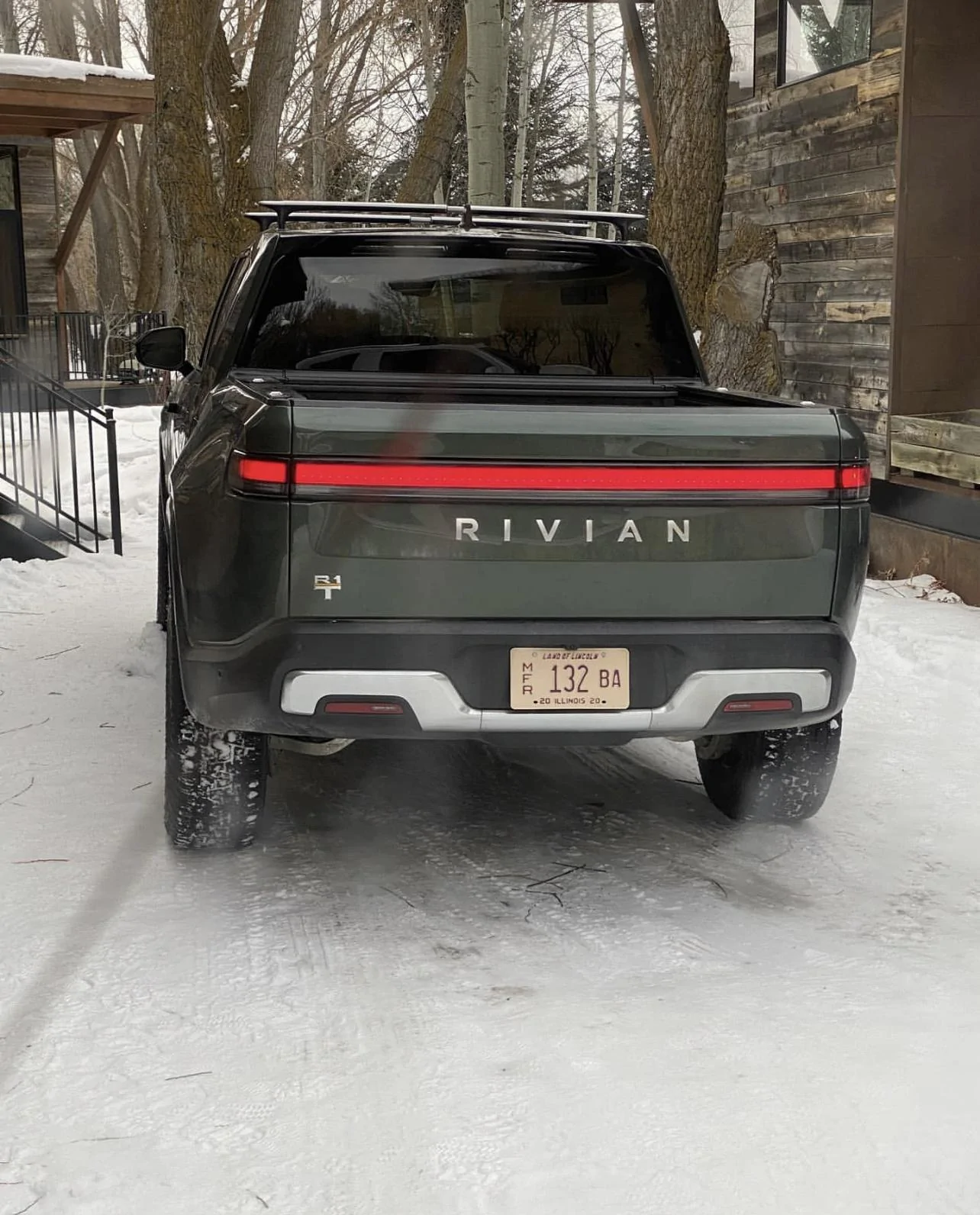 Rivian R1T R1S Real Rivian Photos & Videos ADE9391F-994F-4AEC-AA7C-BC01AC9DB7C8