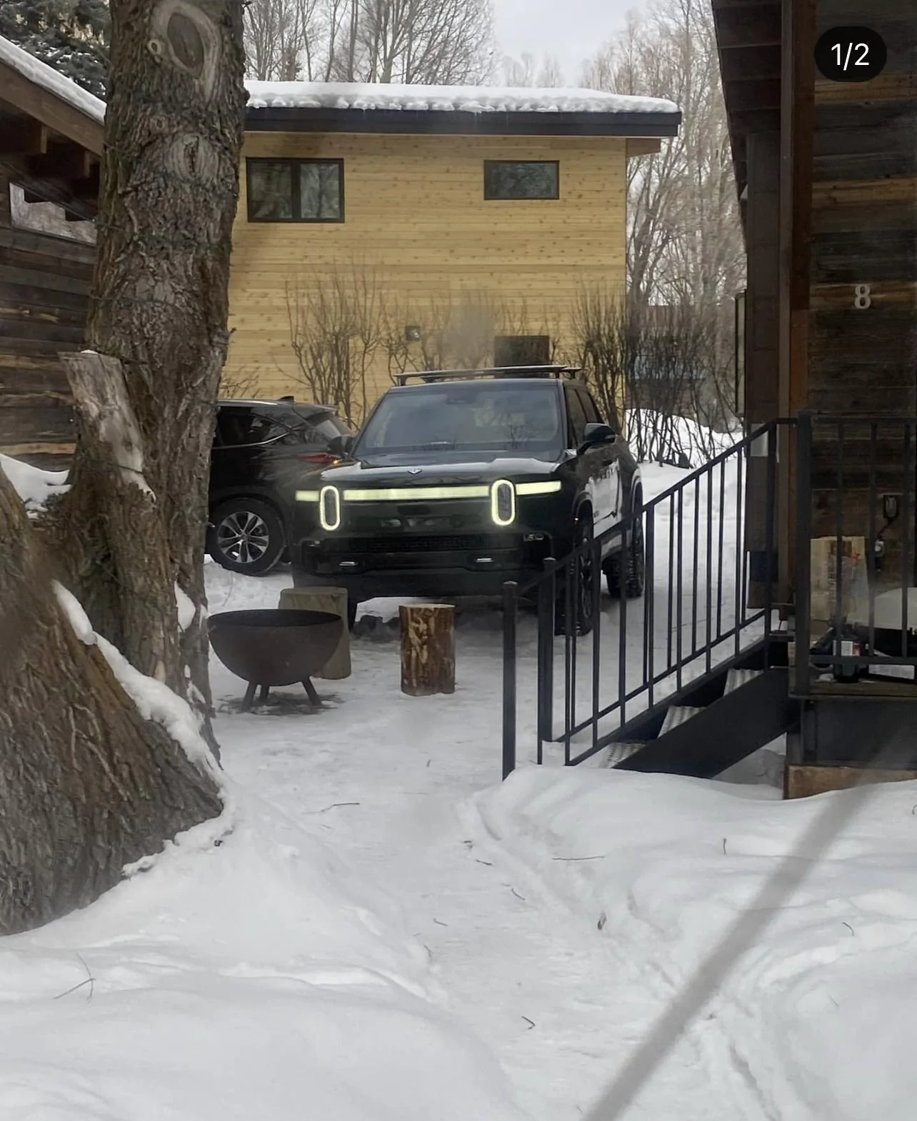 Rivian R1T R1S Real Rivian Photos & Videos 6DE4475D-09FE-495C-BC39-C12FEE80CF3F