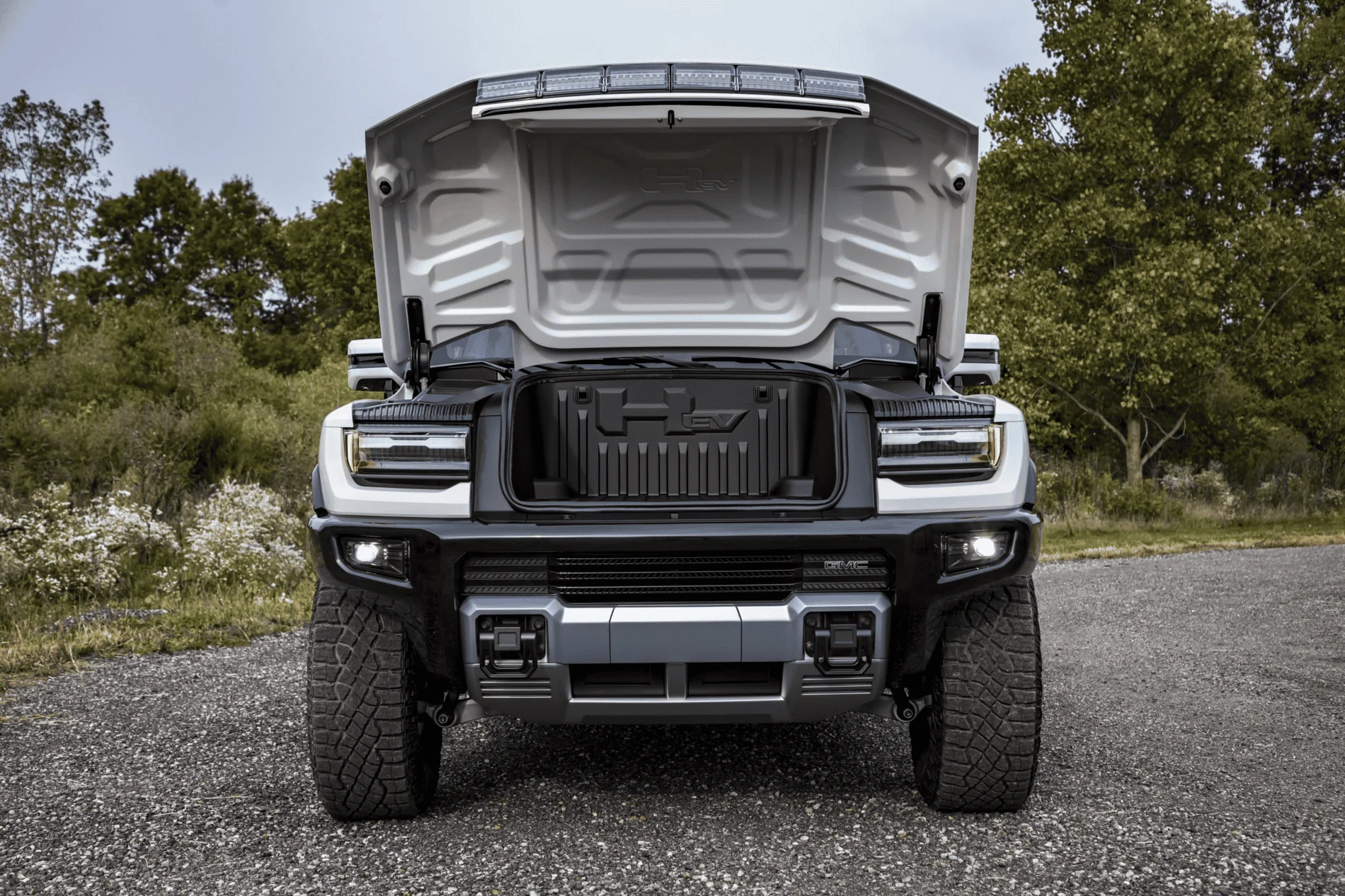 Rivian R1T R1S Options and extras? 1612728487212