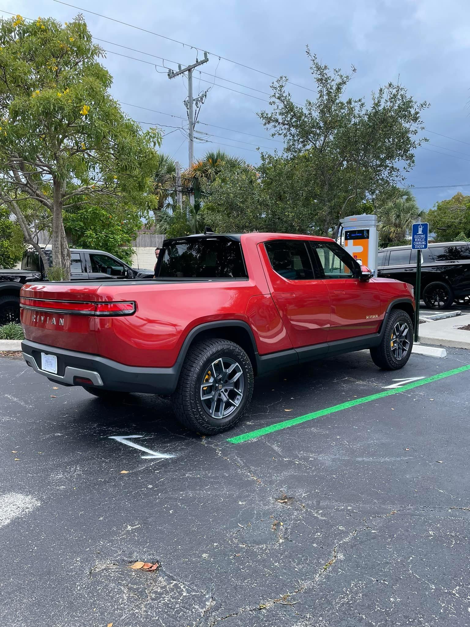 Rivian R1T R1S RED CANYON Rivian Photos Canyon Red Rivian R1T 3